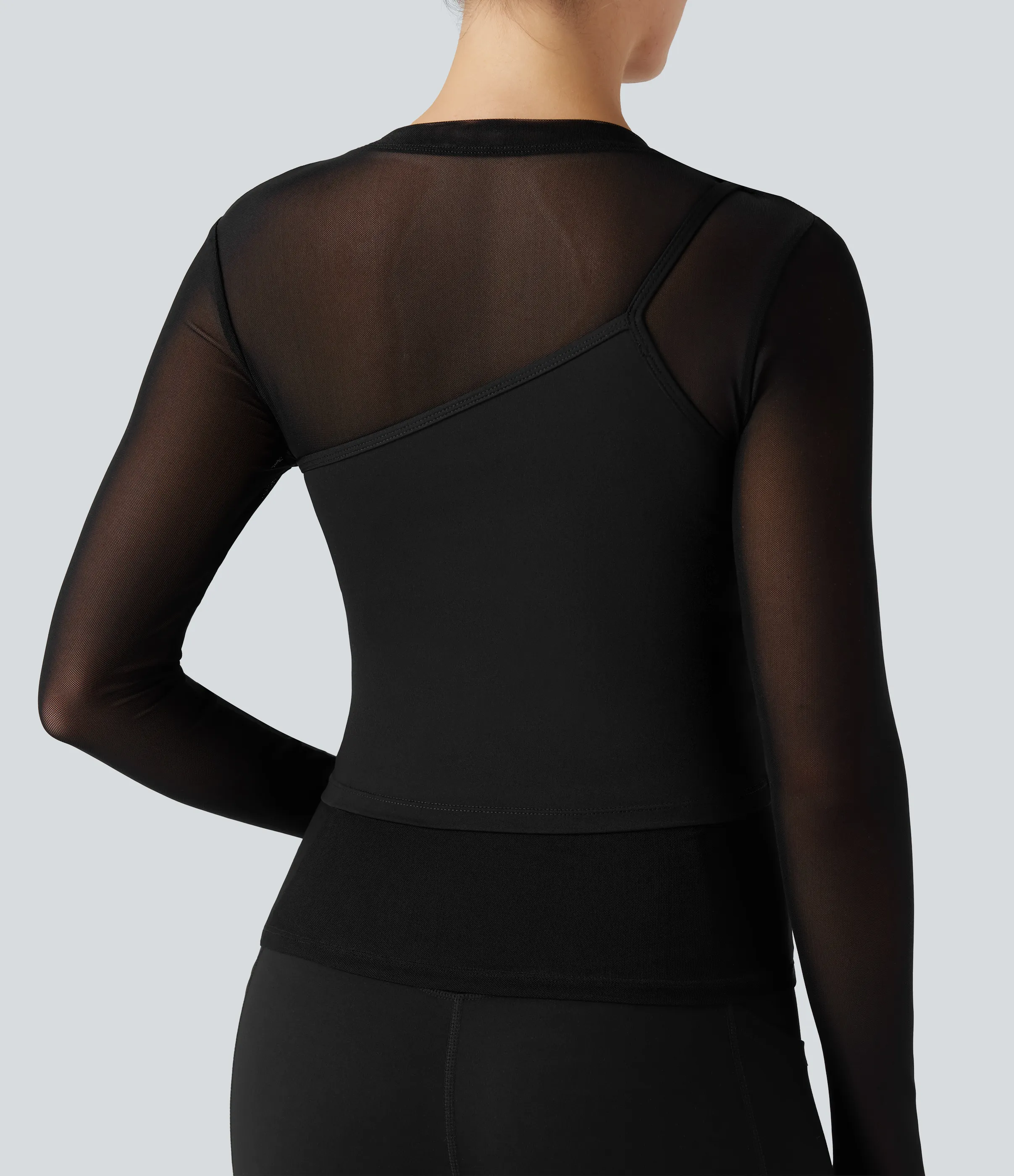 Halara Top deportivo de yoga 2 en 1 de malla en contraste con cuello redondo y manga larga - Black - XS sold by Halara product image thumbnail 5