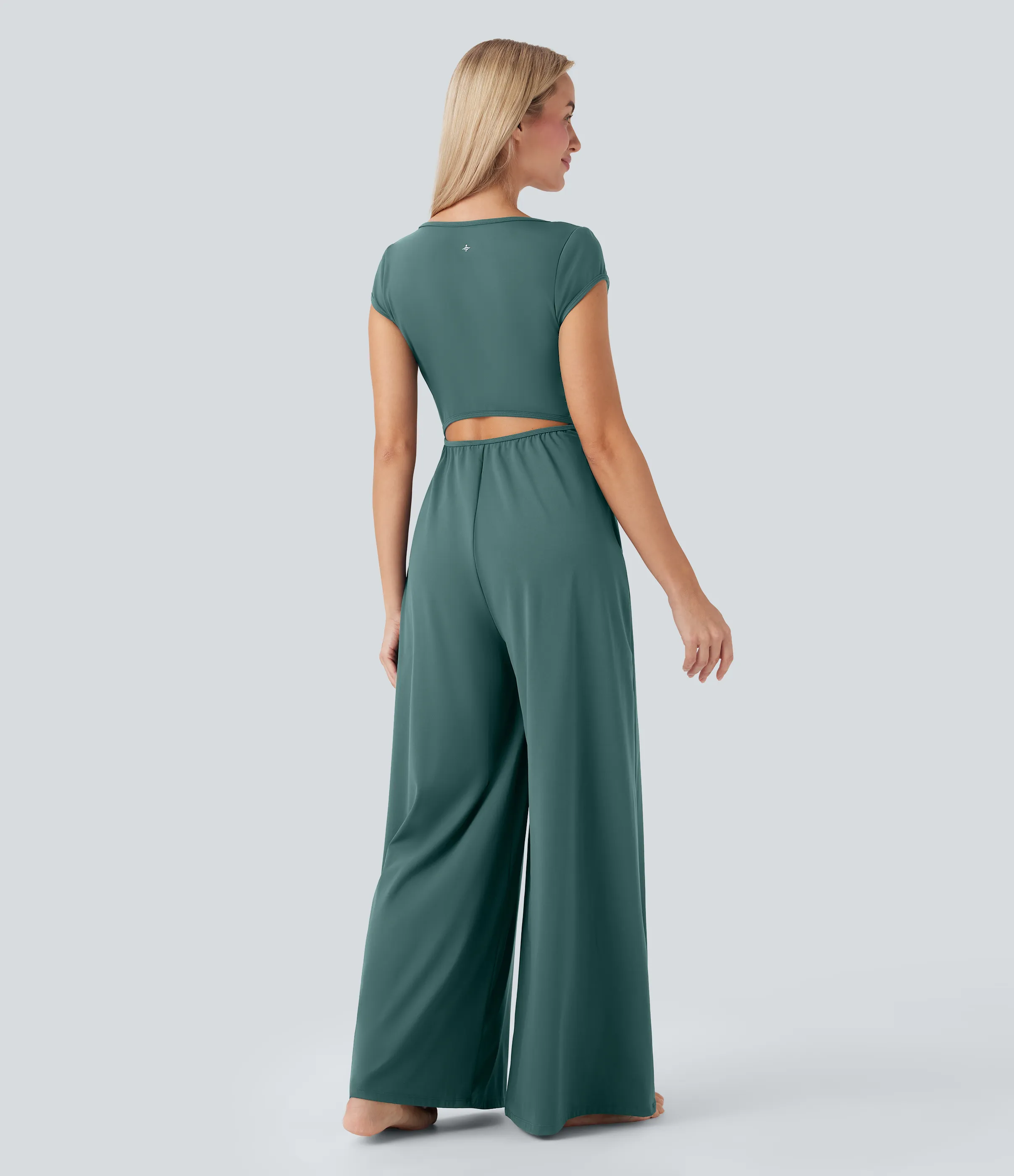 Halara Mono de yoga ancho Softlyzero™ de manga corta con cuello entallado de tacto fresco con bolsillos laterales - Edición Easy Peezy - Blue Spruce - XS(regular) sold by Halara product image thumbnail 3