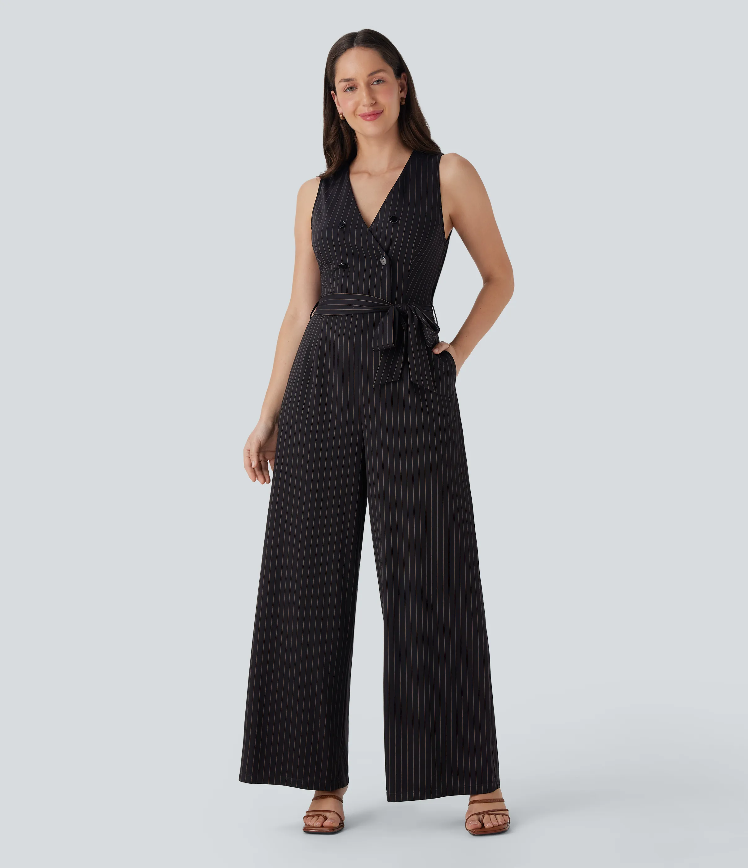 Halara Mono de oficina a rayas sin mangas con cuello en V, botones, cinturón, cremallera invisible de tacto fresco con bolsillos - Easy Peezy - Black Brown Black Pinstripe - XS(regular) sold by Halara