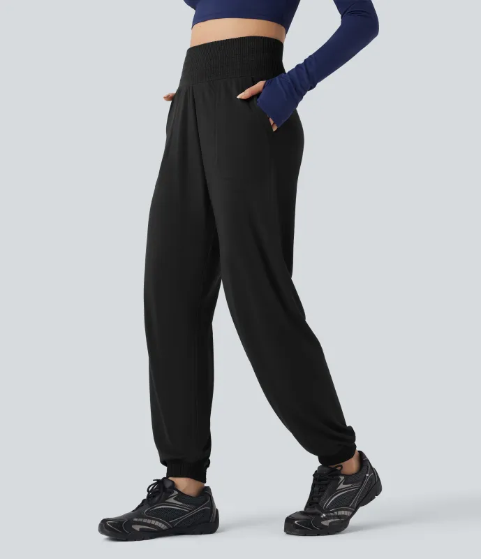 Halara Joggers deportivos de tiro alto sin costurasa con bolsillos - Black - XS(regular) sold by Halara