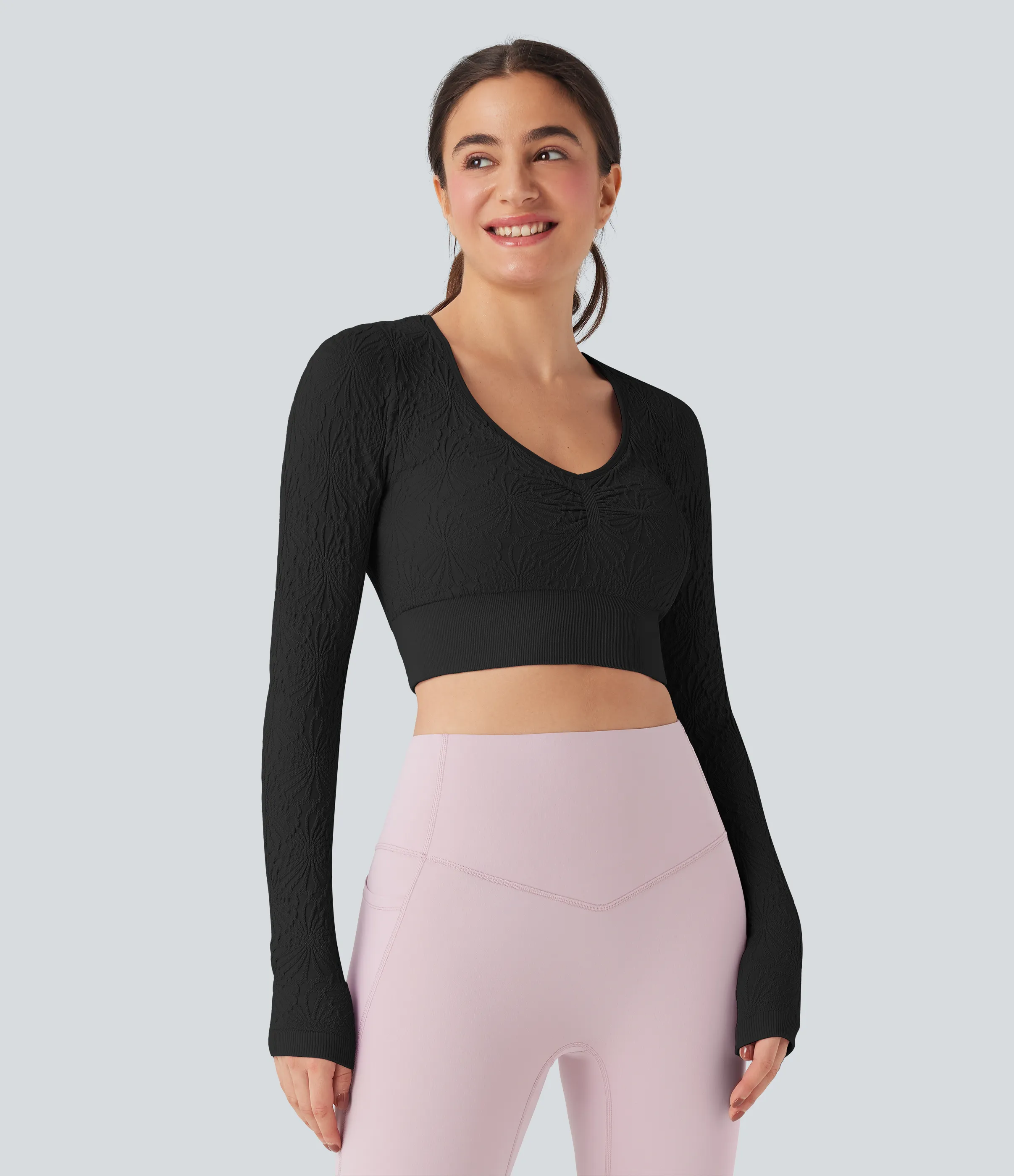 Halara Top deportivo de yoga ajustado de manga larga con diseño de jacquard sin costuras - Black - M sold by Halara product image thumbnail 3
