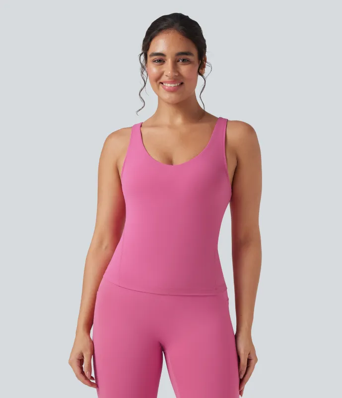 Halara Camiseta de yoga Halara UltraSculpt™ con escote en V profundo y espalda redondeada - Pink Power - S sold by Halara