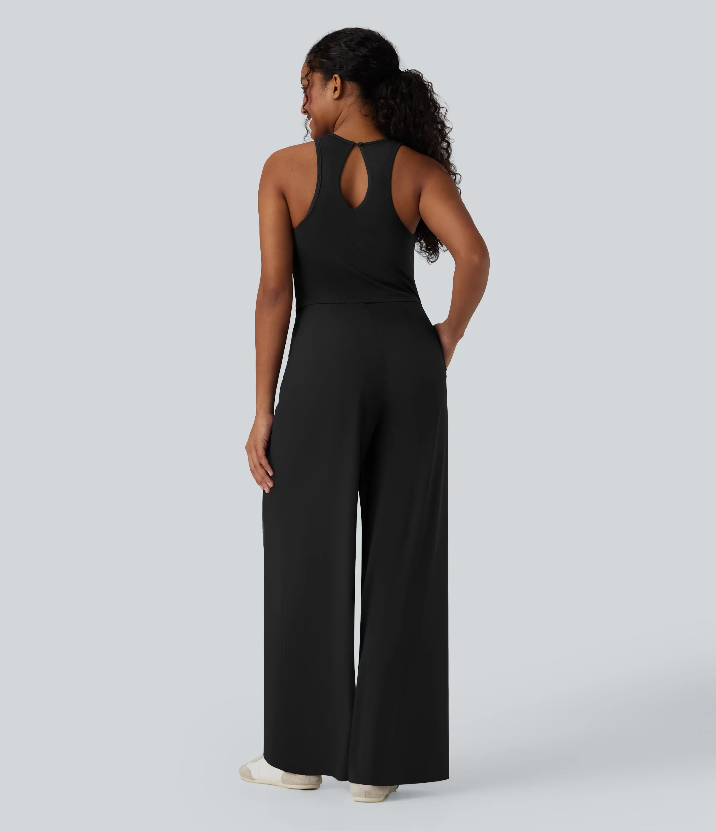 Halara Jumpsuit casual Breezeful™ sin mangas cut-out con secado rápido y bolsillos - Easy Peezy - Black - XS(regular) sold by Halara product image thumbnail 3