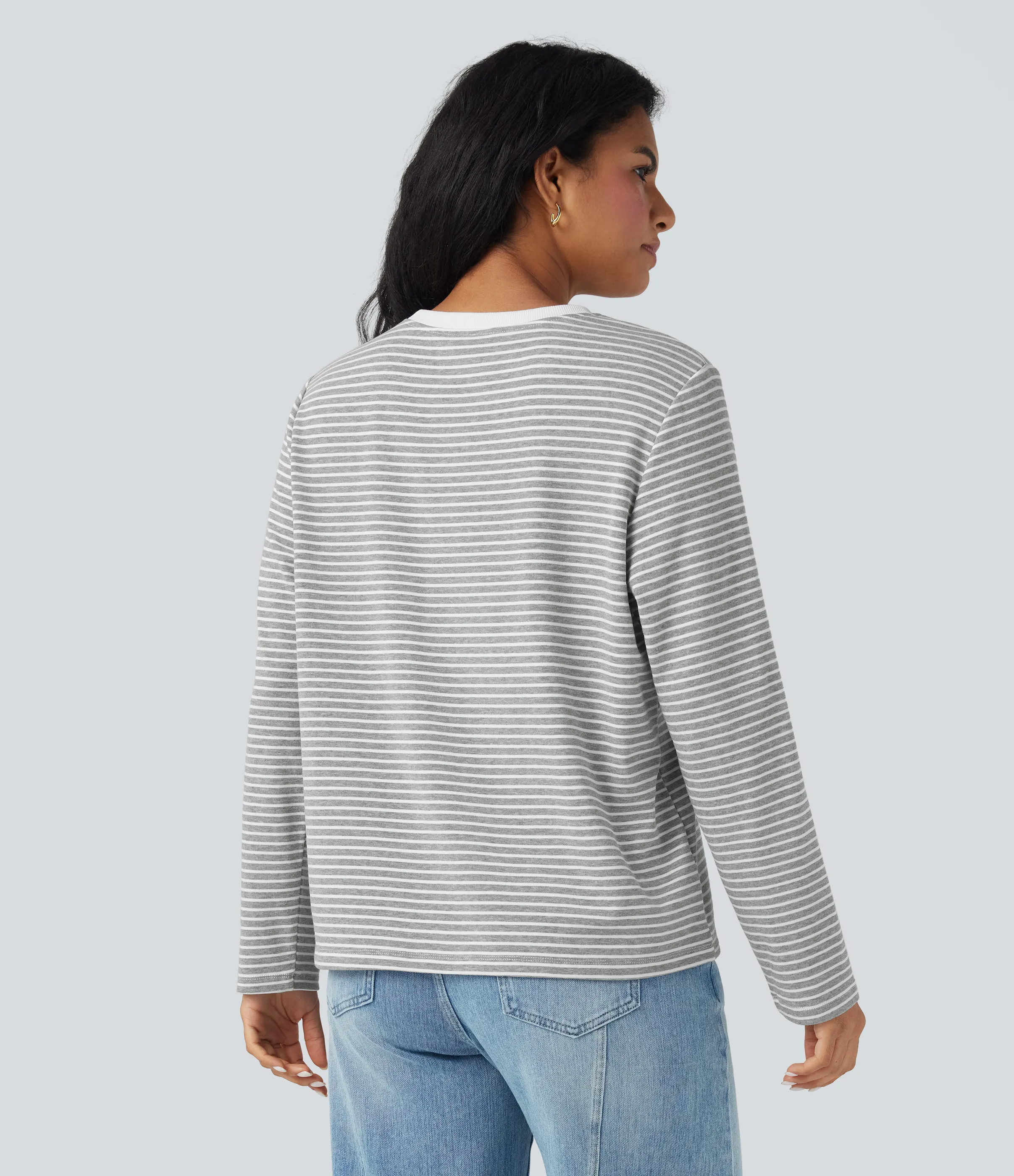 Halara Camiseta casual holgada de rayas con cuello redondo y manga larga - Mist Grey Stripe - L sold by Halara product image thumbnail 3