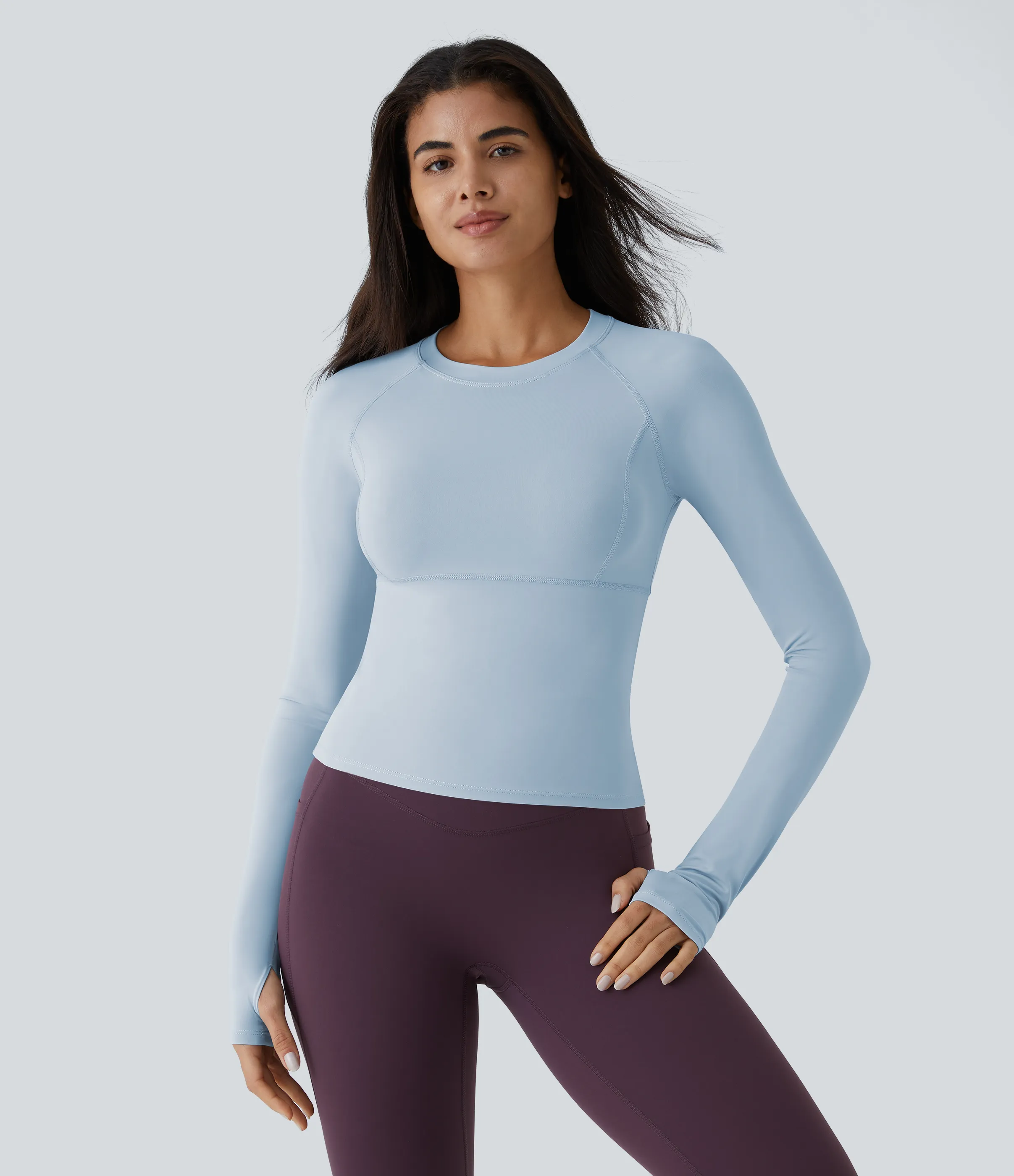Halara Top deportivo yoga abertura pulgar - Cool Ice Blue - L(Long) sold by Halara product image thumbnail 3