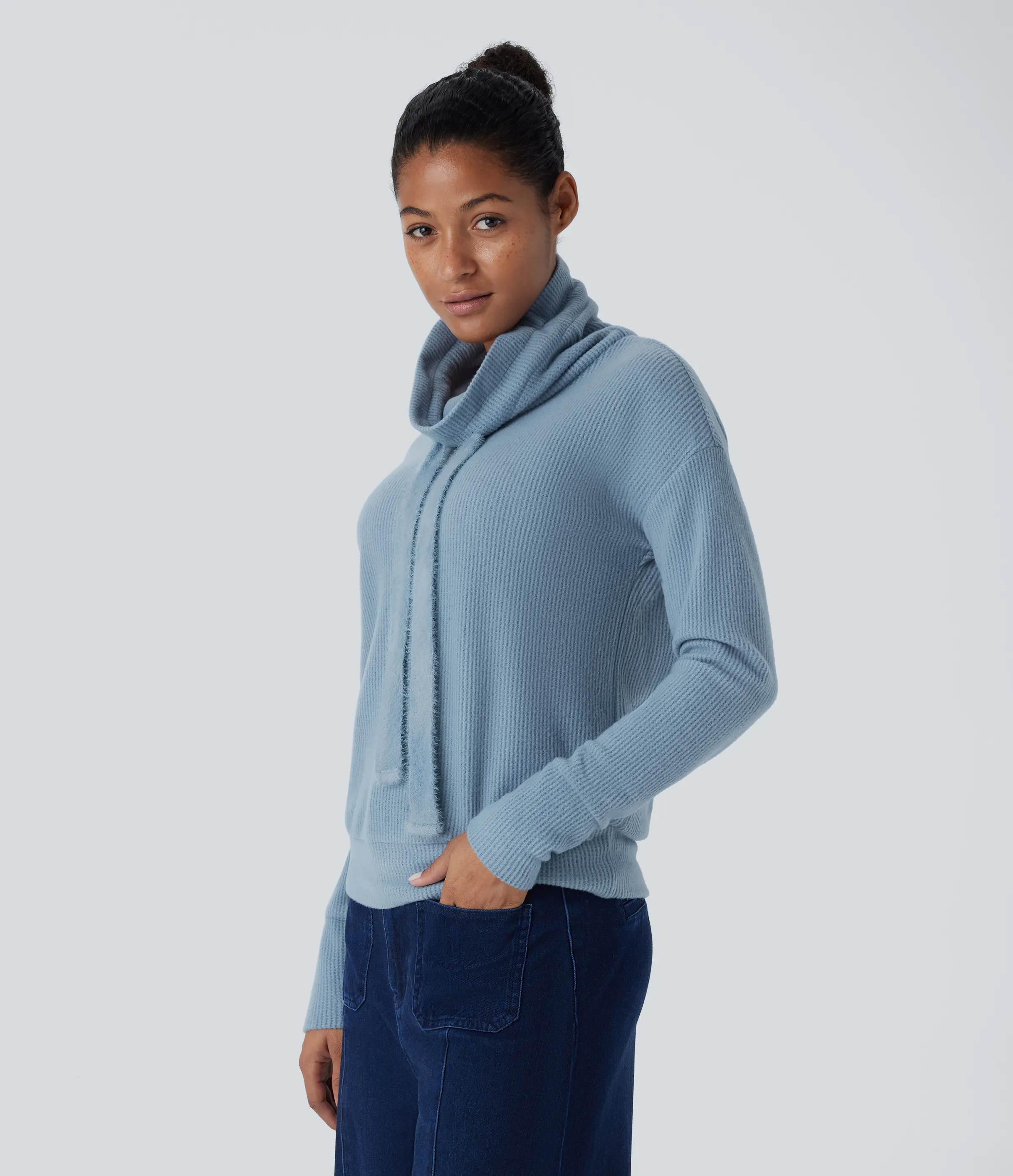 Halara Sudadera holgada manga larga cuello vuelto cordón hombro caído - Mountain Spring - S sold by Halara product image thumbnail 4