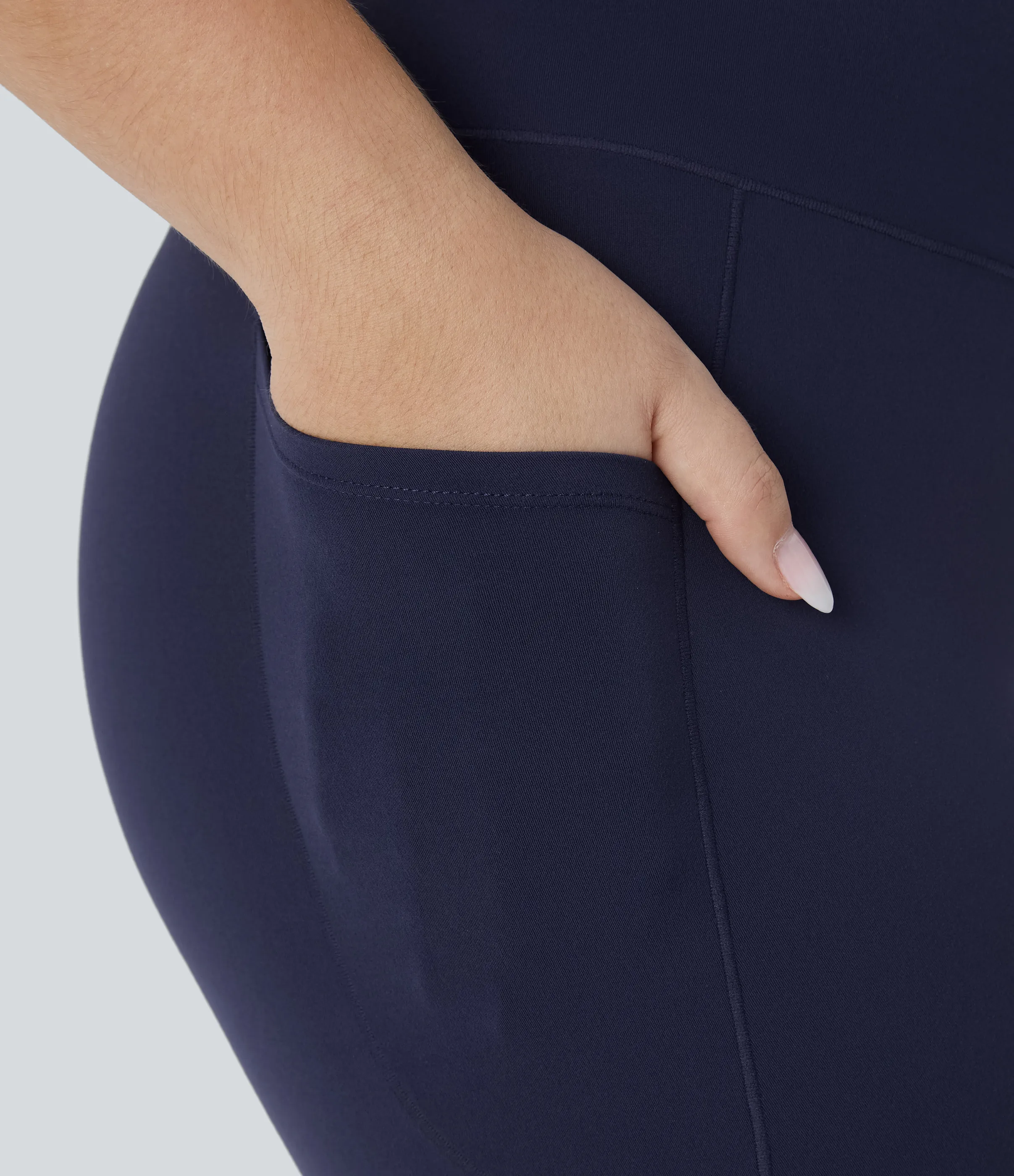 Halara Leggings Capri Softlyzero™ Yoga talla grande bolsillo cruzado tiro alto UPF50+ - Peacoat - 2X sold by Halara product image thumbnail 5