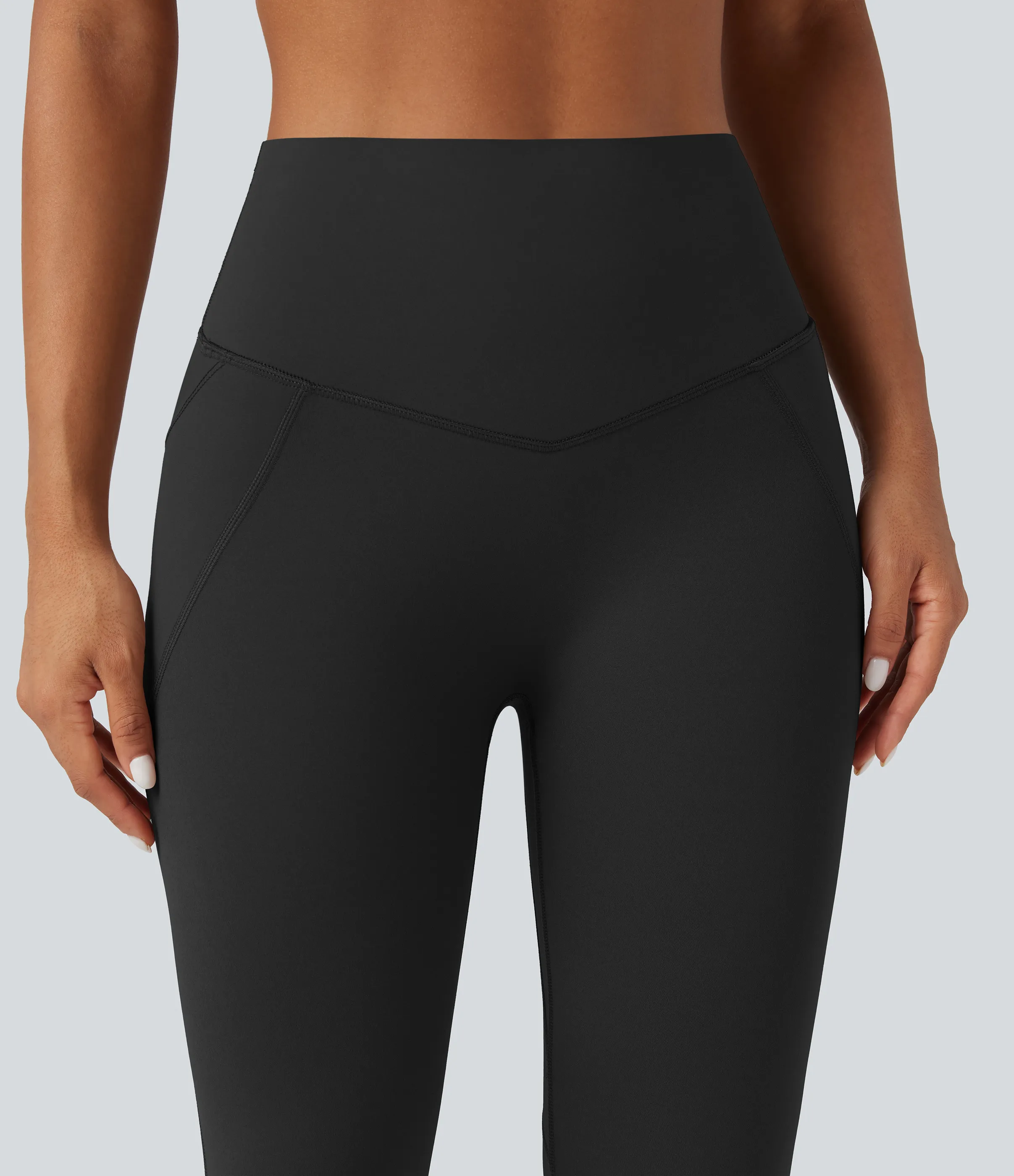 Halara Leggings Halara UltraSculpt™ de tiro alto con control de abdomen, levantamiento de glúteos push-up en largo 7/8 con bolsillos - Black - M(7/8) sold by Halara product image thumbnail 5
