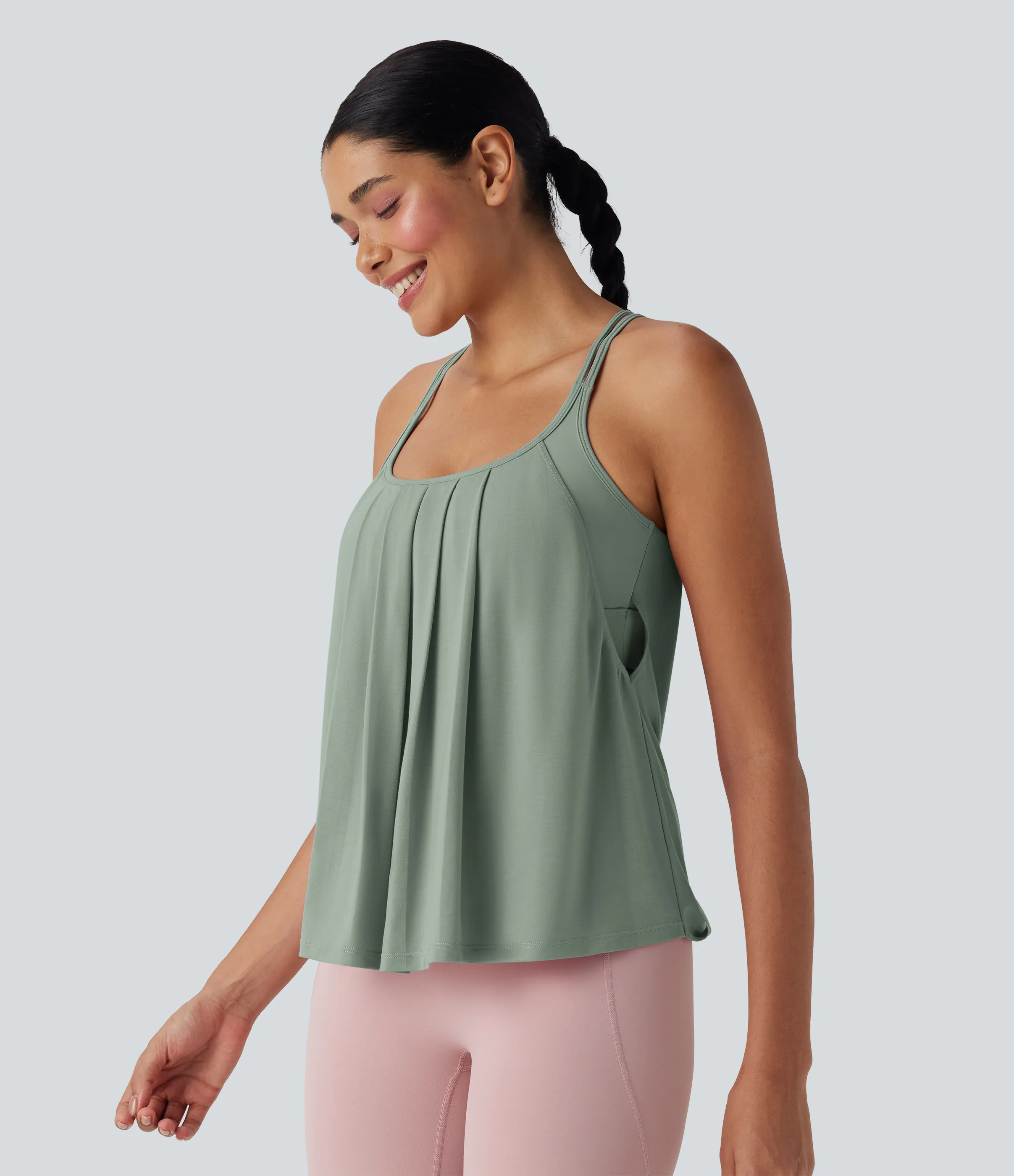 Halara Top yoga secado rápido tirante doble plisado cruzado espalda - Iceberg Green - XS sold by Halara product image thumbnail 4