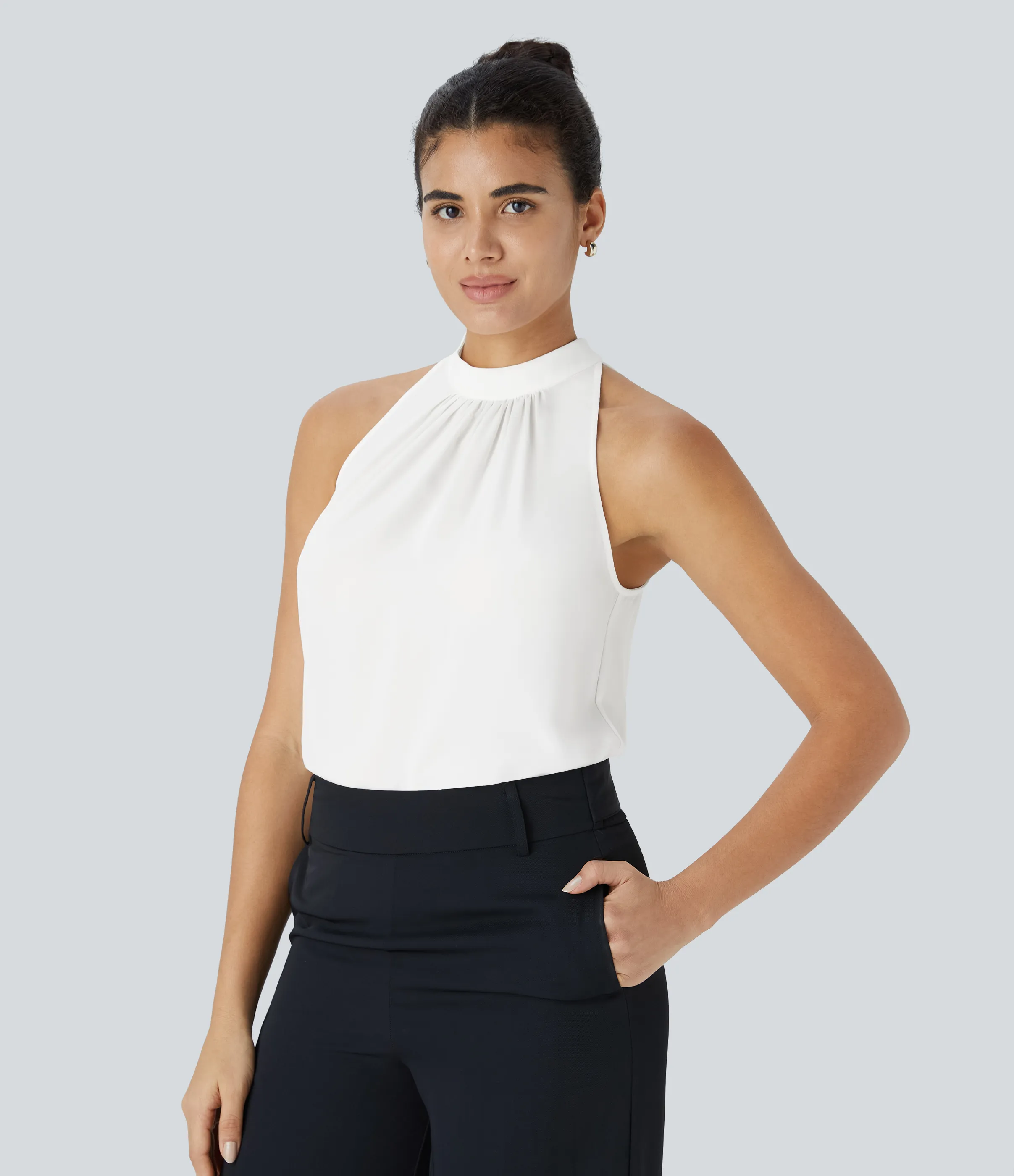 Halara Blusa oficina dobladillo curvado sin manga plisada abertura espalda halter - Fish Belly White - M sold by Halara product image thumbnail 4