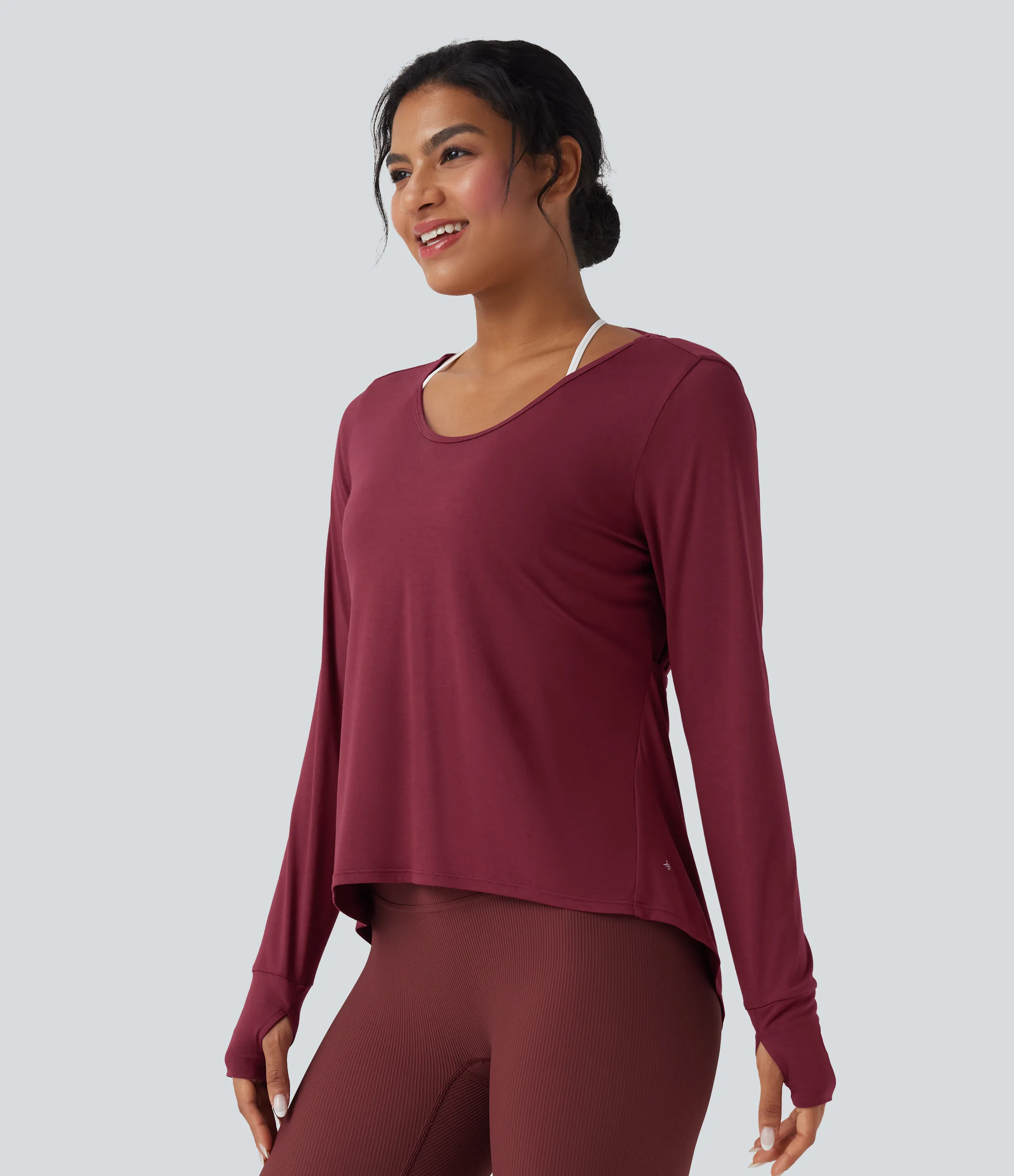 Halara Top deportivo de yoga de tiro asimétrico con abertura para el pulgar y espalda descubierta - Tibetan Red - M sold by Halara product image thumbnail 4