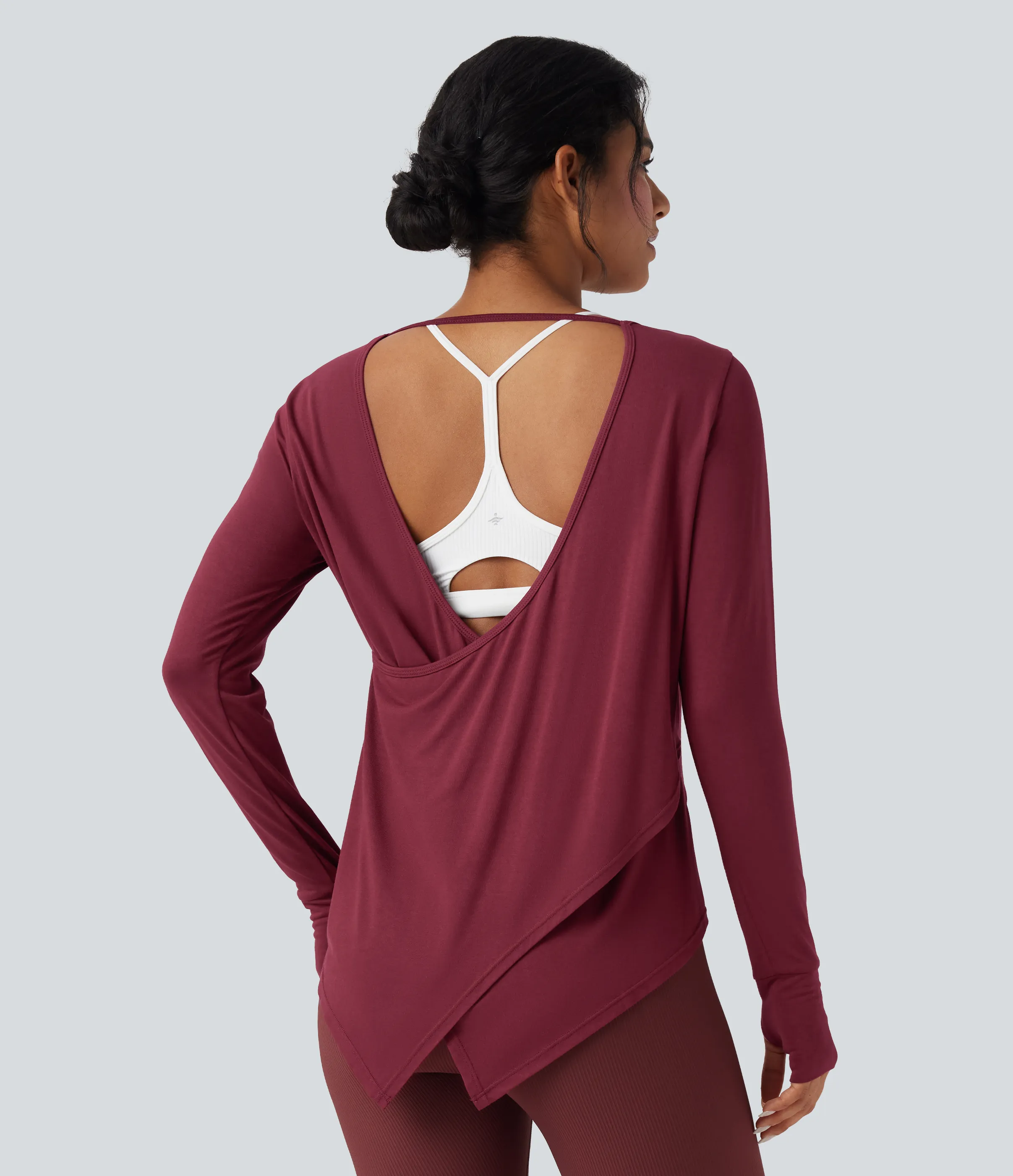 Halara Top deportivo de yoga de tiro asimétrico con abertura para el pulgar y espalda descubierta - Tibetan Red - M sold by Halara product image thumbnail 5