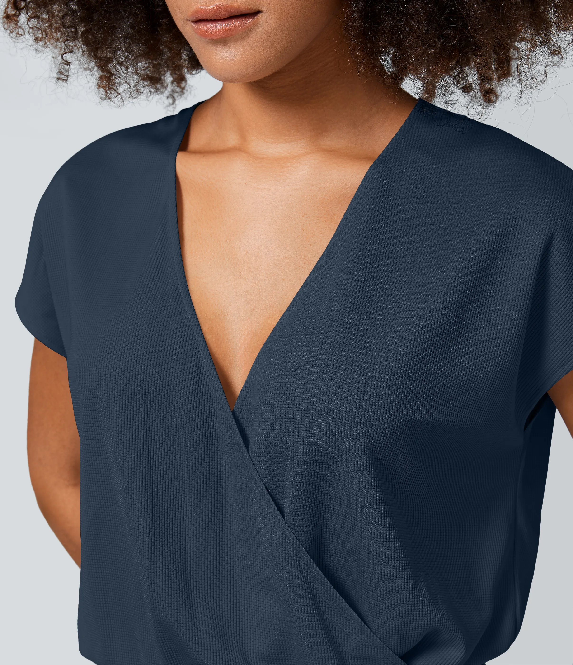 Halara Mono cuello V manga corta bolsillo lateral plisado pierna ancha - Charm Ink Blue - L(regular) sold by Halara product image thumbnail 5