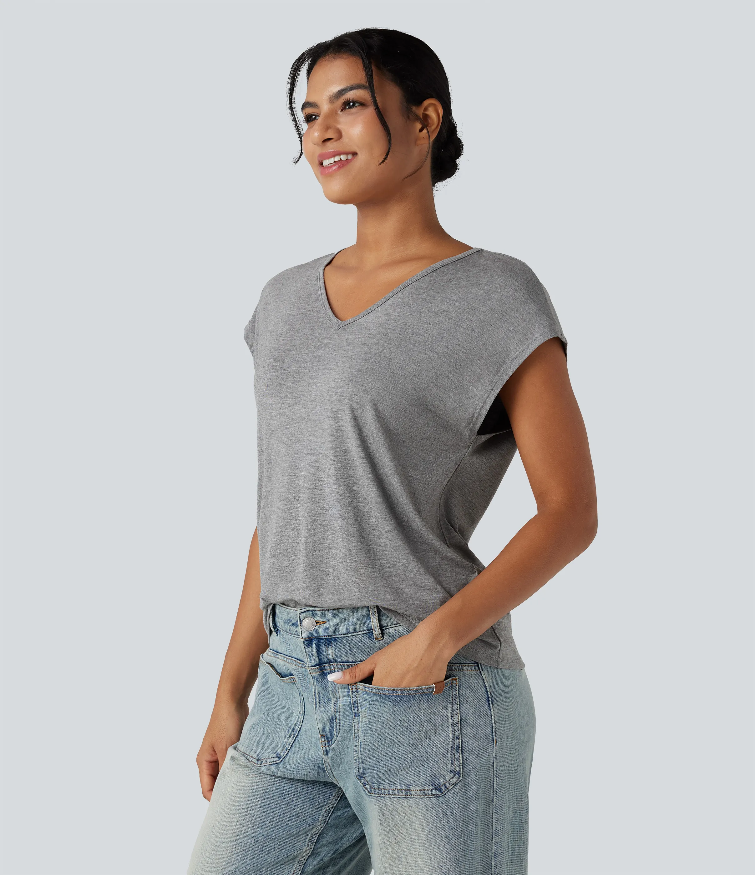 Halara Camiseta casual de manga corta con cuello en V - Fog Gray - M sold by Halara product image thumbnail 2