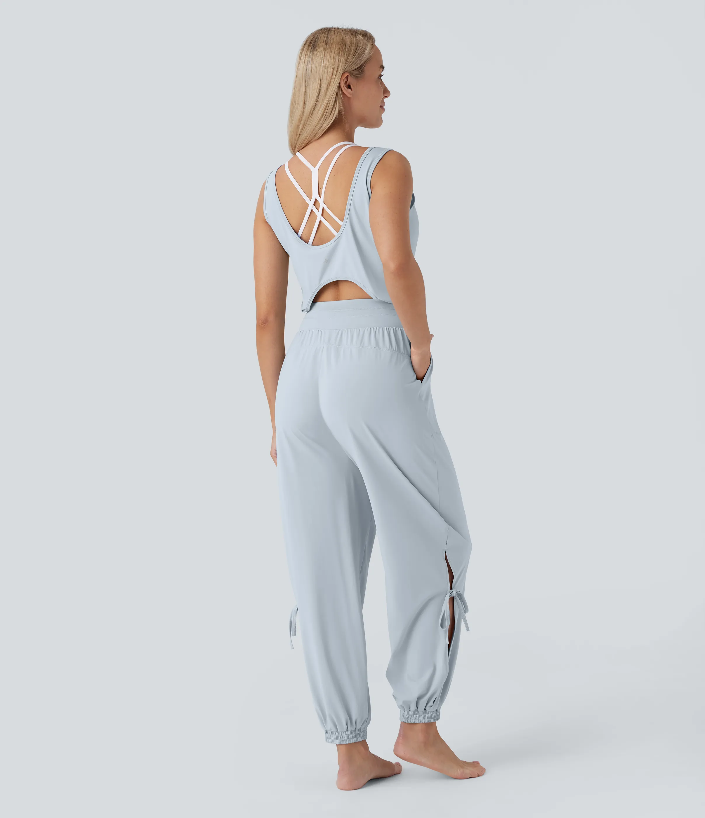 Halara Jumpsuit de yoga sin mangas con espalda descubierta, cordón ajustable y bolsillos laterales de tacto fresco - UPF50+ - Illusion Blue - L(regular) sold by Halara product image thumbnail 5