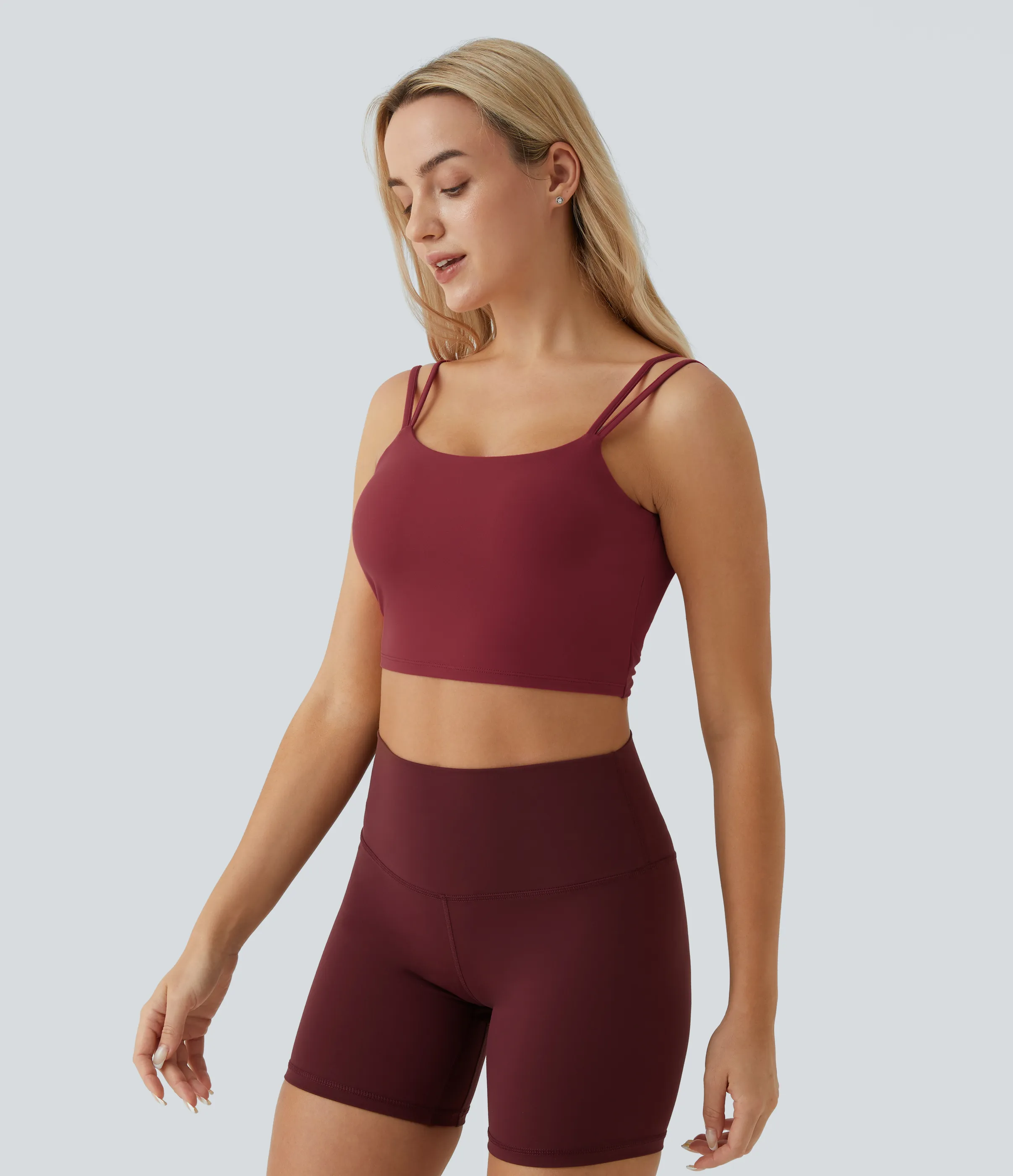 Halara Top corto de yoga con tirantes dobles, espalda cruzada y retorcida en copas D-F - Deep Wine - S sold by Halara product image thumbnail 5