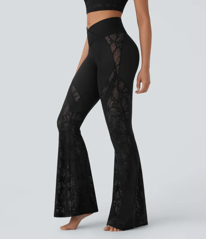 Halara Leggings de yoga acampanados Softlyzero™ de tiro alto con encaje en contrast y bolsillos traseros cruzados  - Black - M(petite) made by Halara
