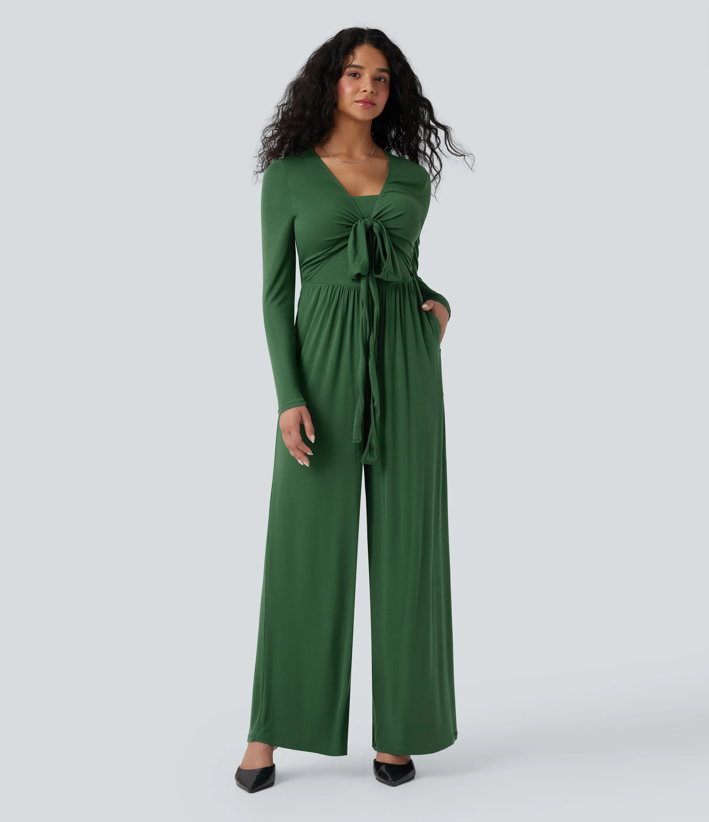 Halara Jumpsuit ancho casual de cuello en V acanalado de manga larga con espalda cruzada con lazo y bolsillos (edición Easy Peezy) - Dark Verdant Green - XL(regular) sold by Halara product image thumbnail 3