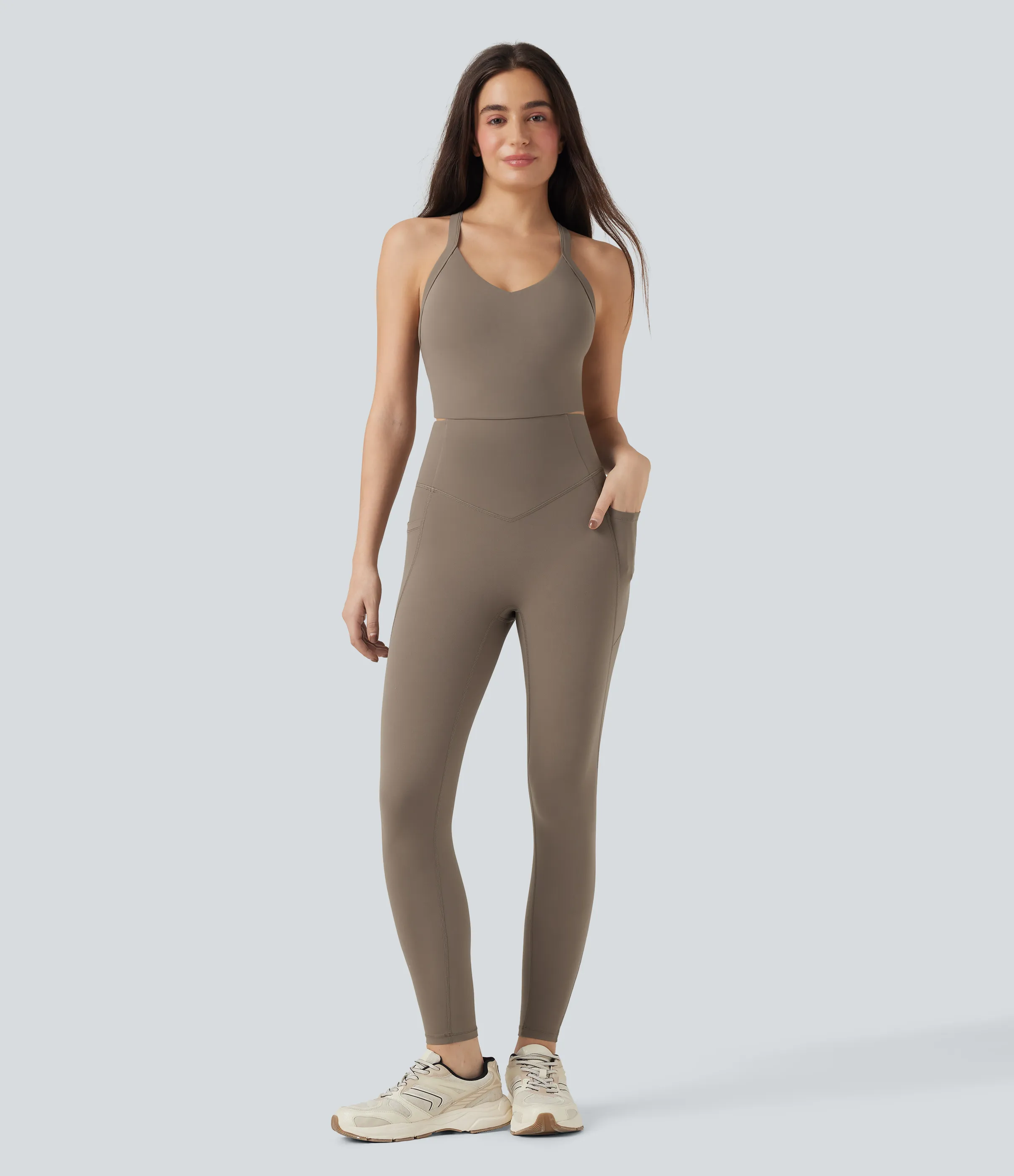 Halara Jumpsuit de entrenamiento Halara UltraSculpt™ moldeadores con control de abdomen y bolsillos - Edición Easy Peezy - Dawn Brown - XS(Long) sold by Halara product image thumbnail 3
