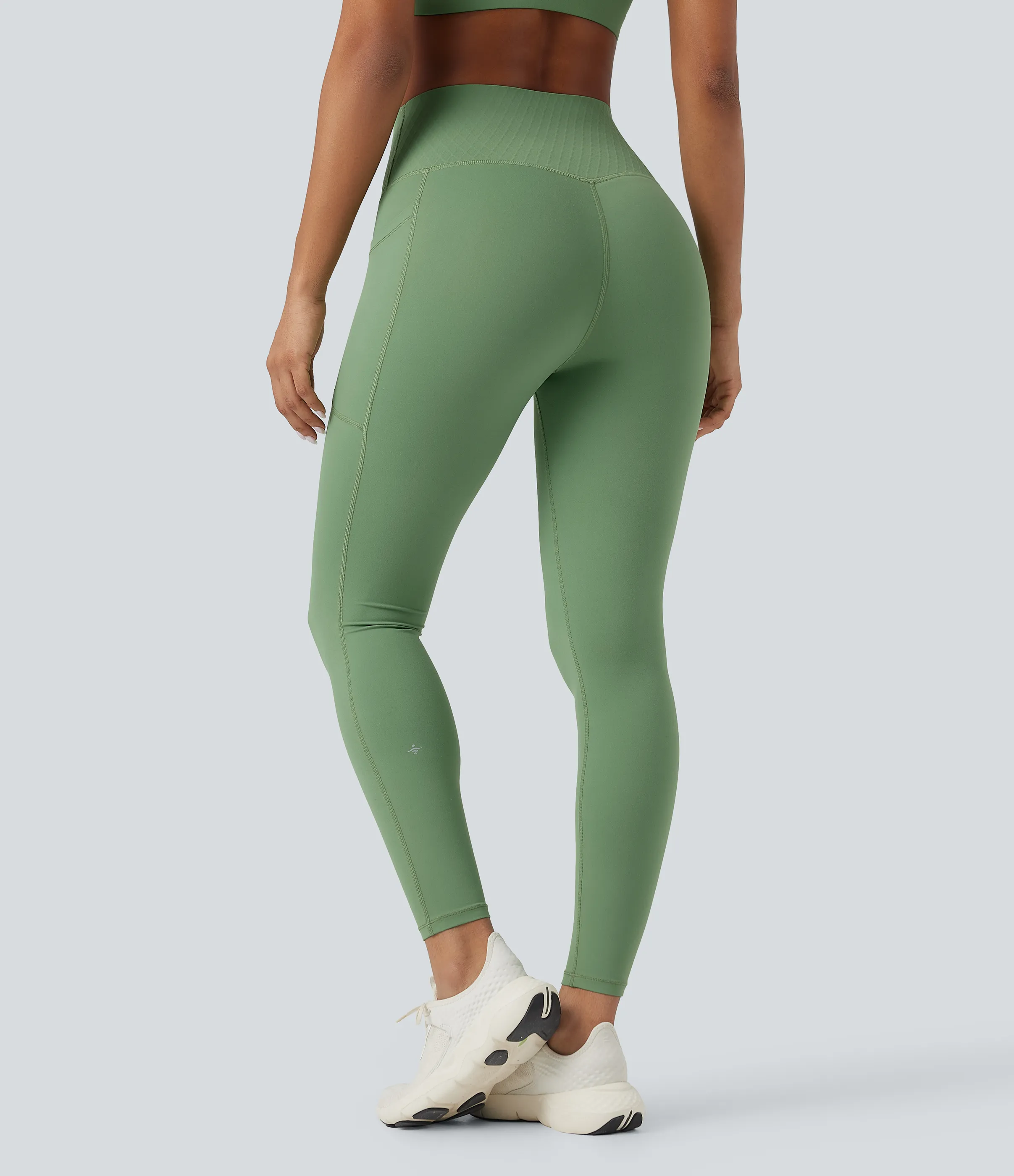 Halara Leggings de yoga Halara UltraSculpt™ moldeadores de tiro alto con control de abdomen en largo 7/8 y bolsillos - Kashmir - XS(7/8) sold by Halara product image thumbnail 3