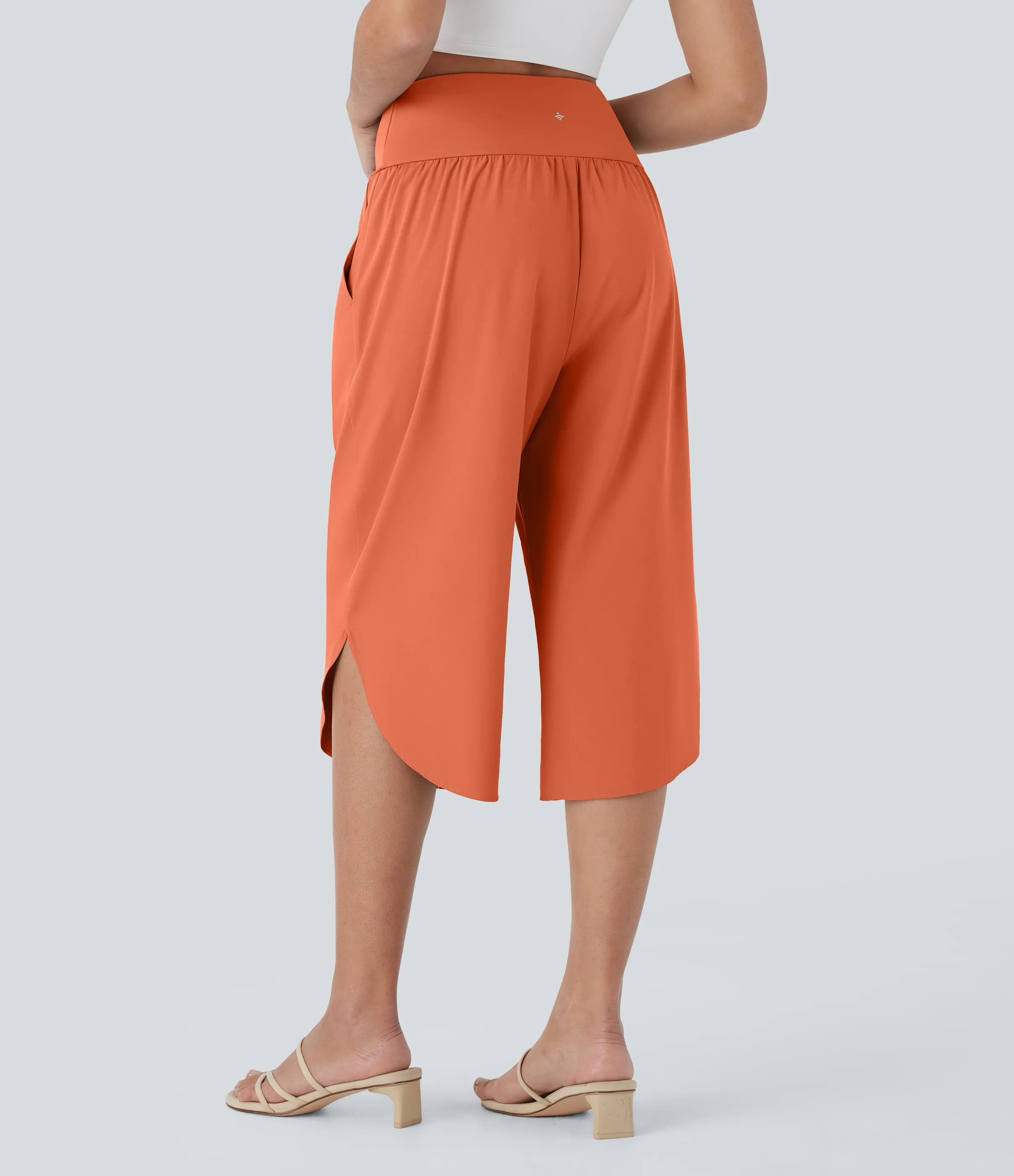 Halara Pantalón Breezeful™ capri resort tiro alto bolsillo lateral cruzado abertura secado rápido - Flamingo - XS(regular) sold by Halara product image thumbnail 3