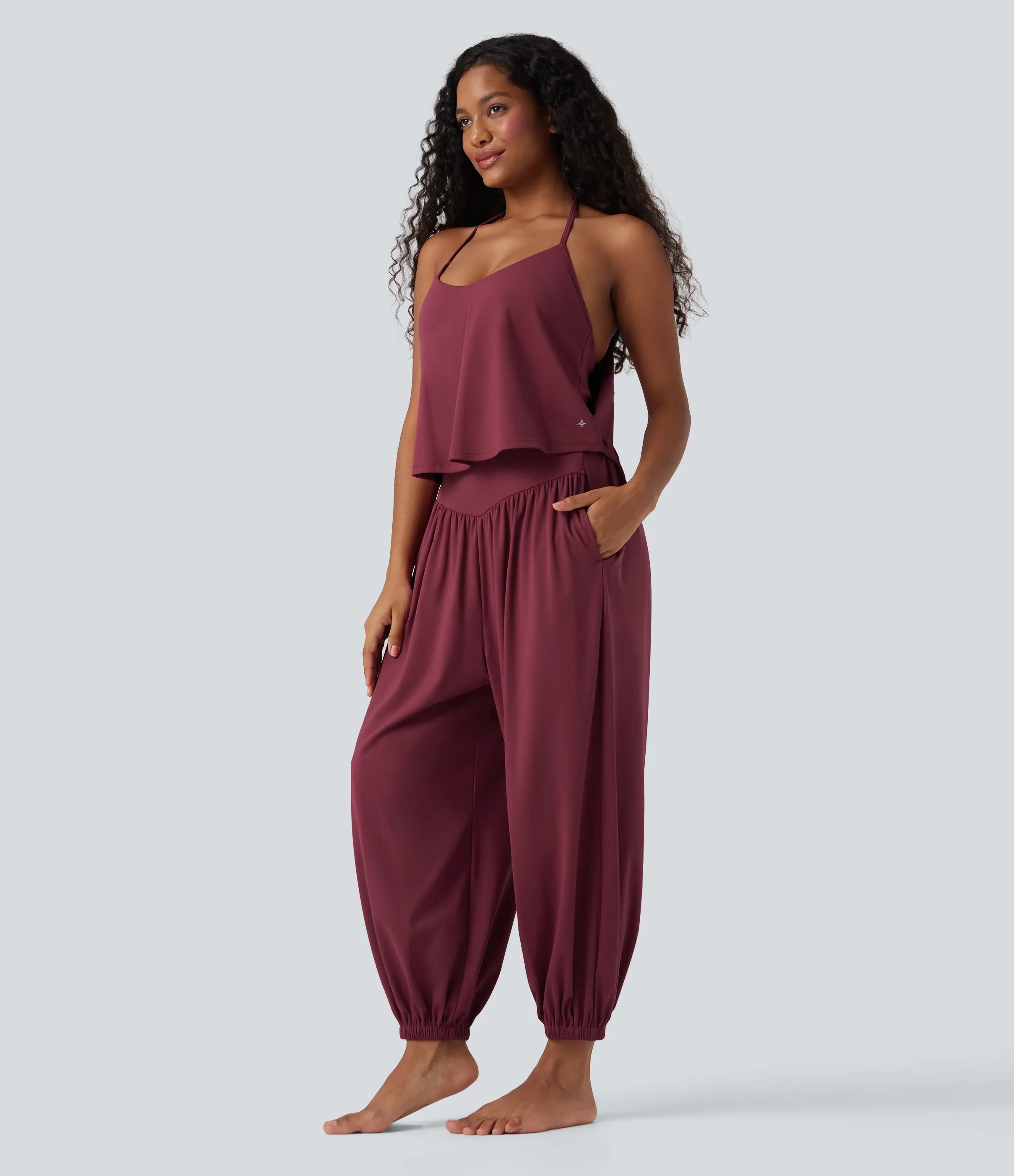 Halara Jumpsuit de yoga SoftlyZero™ Airy Halter sin mangas de tacto fresco con bolsillos y fácil de llevar - UPF 50+ - Cordovan - M(regular) sold by Halara product image thumbnail 4
