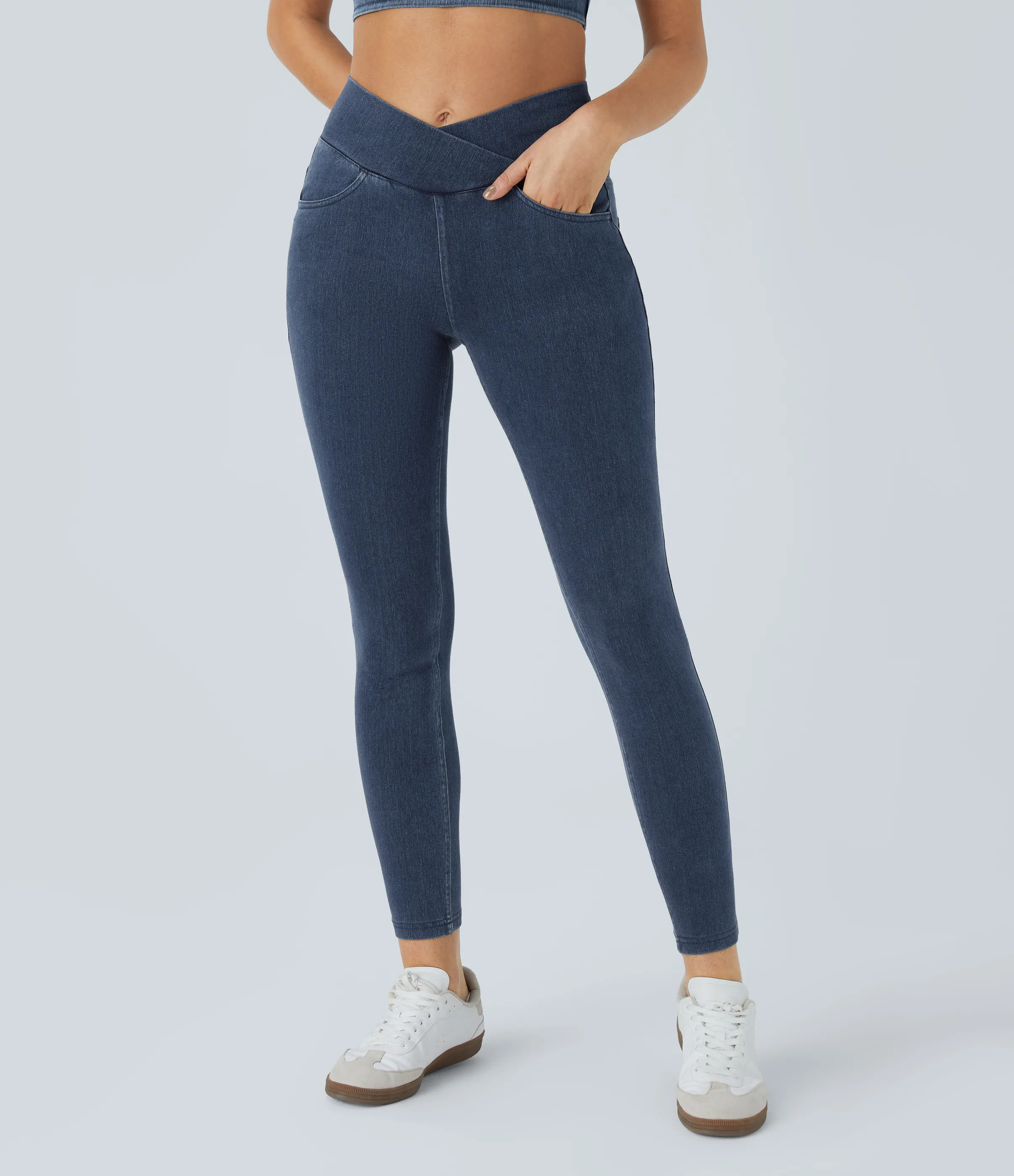 Halara Leggings Halara Flex™ Denim oficina elástico múltiple bolsillo cruzado tiro alto - Washed Denim Bleached Blue - M(full_length) sold by Halara product image thumbnail 4