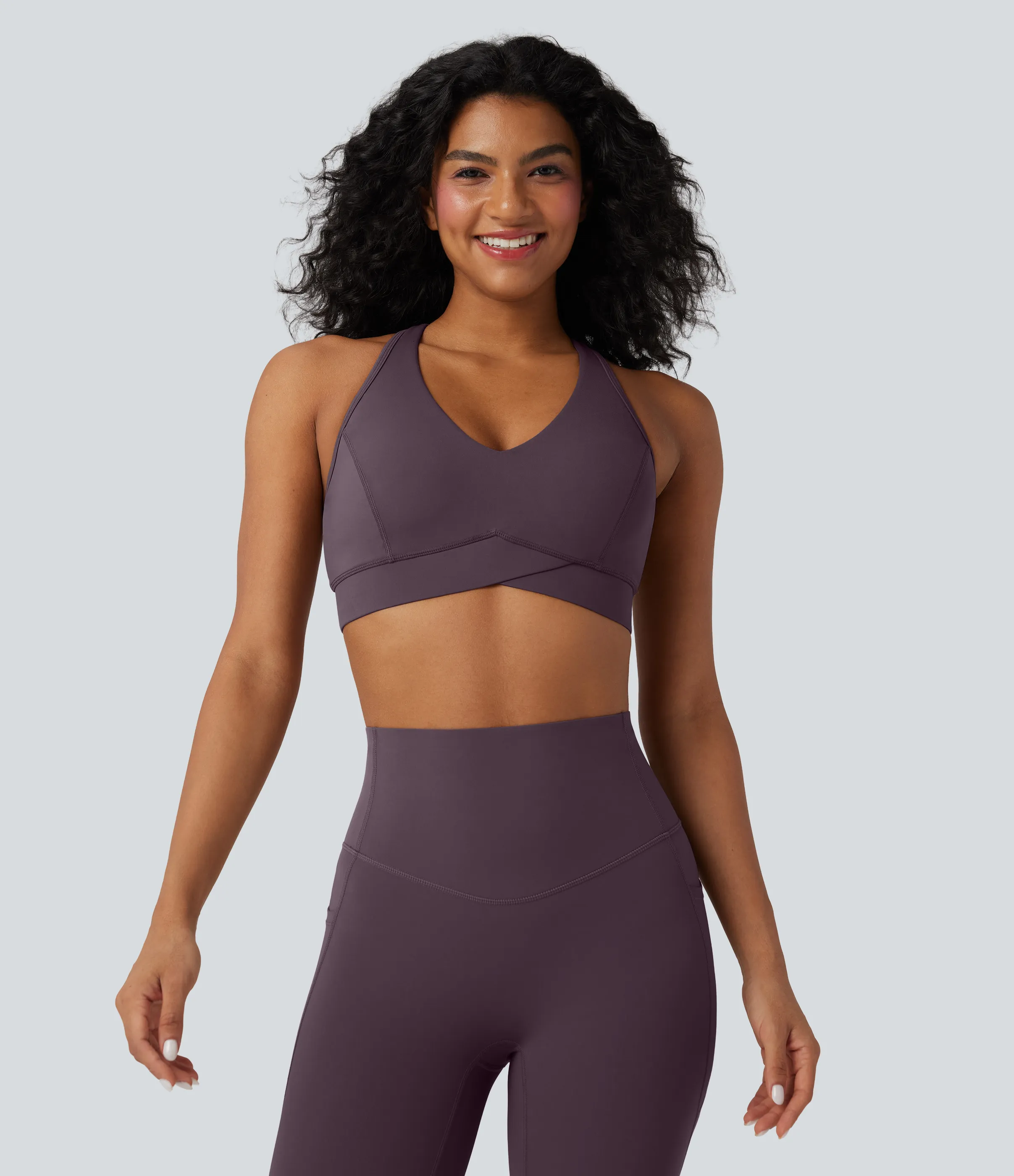 Halara Brasier deportivo Halara UltraSculpt™ para entrenamiento de sujeción media con escote en V y espalda racerback en copas A-C - Night's Purple - XL sold by Halara product image thumbnail 4