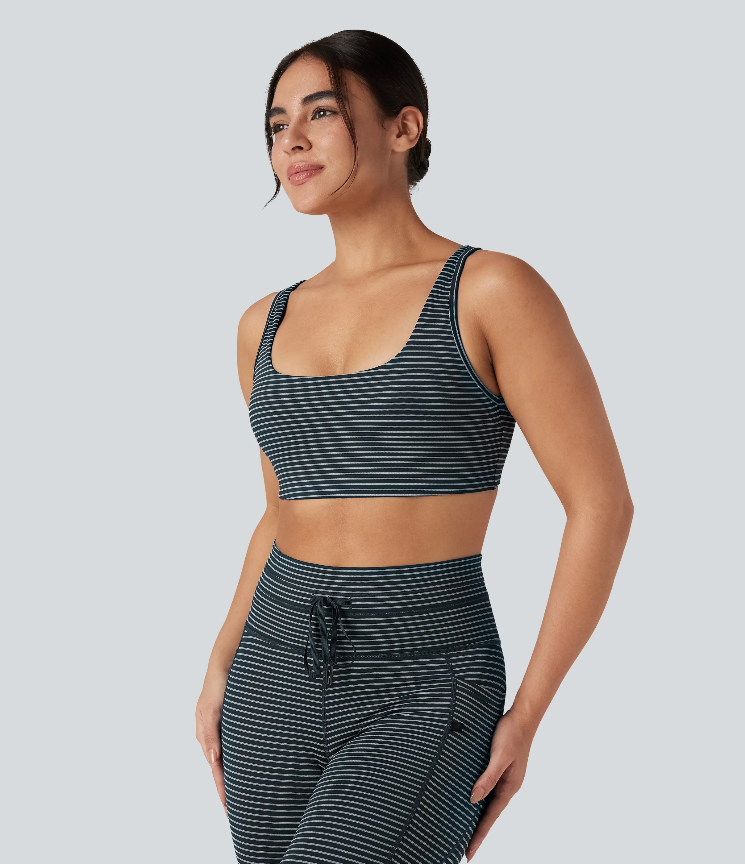 Halara Brasier deportivo de yoga de sujeción baja con escote en U y abertura en copas A-C - Oceanic Teal - S sold by Halara product image thumbnail 4