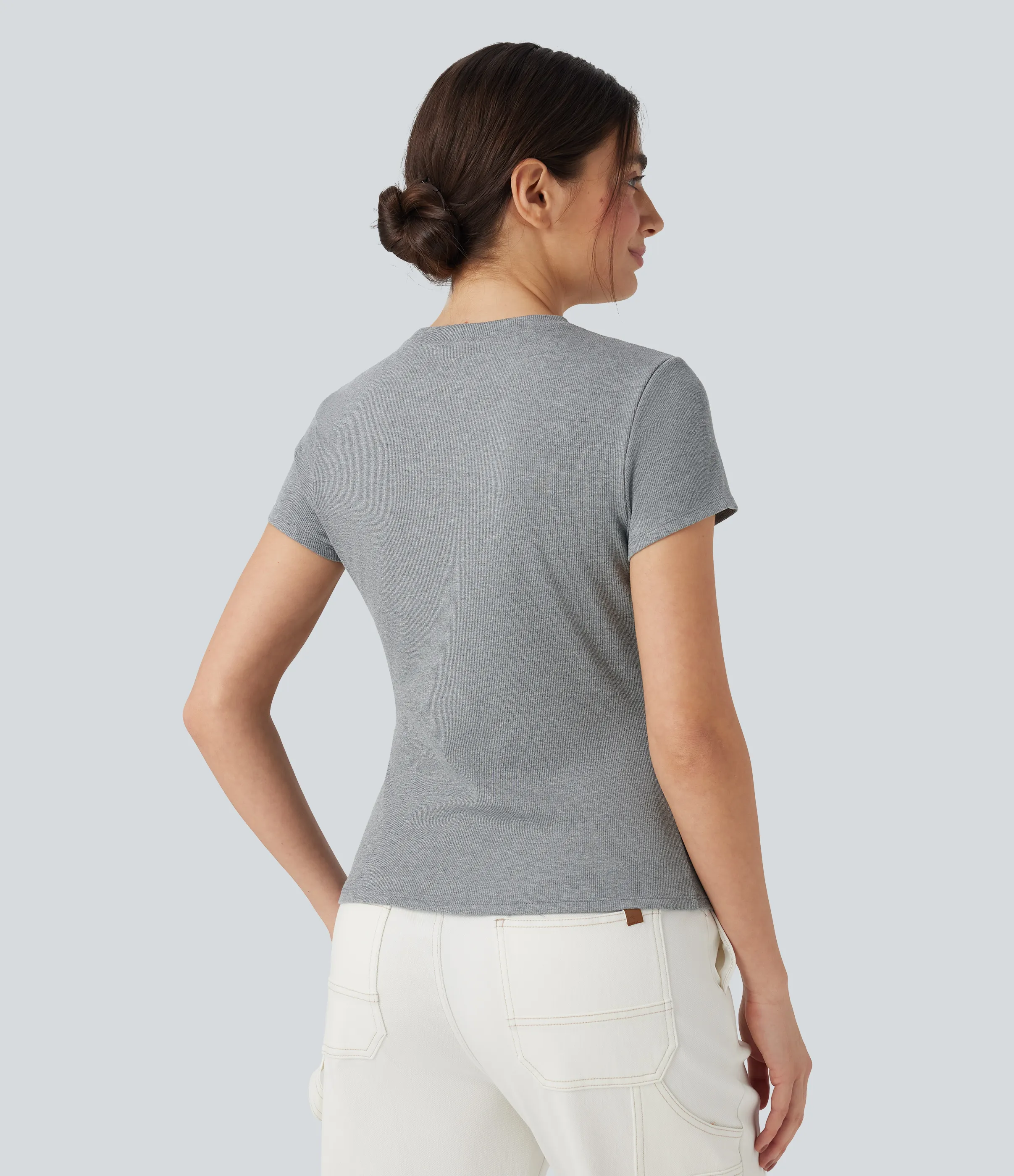 Halara Camiseta casual ajustada de manga corta y cuello redondo acanalado - Ash Grey - S sold by Halara product image thumbnail 3