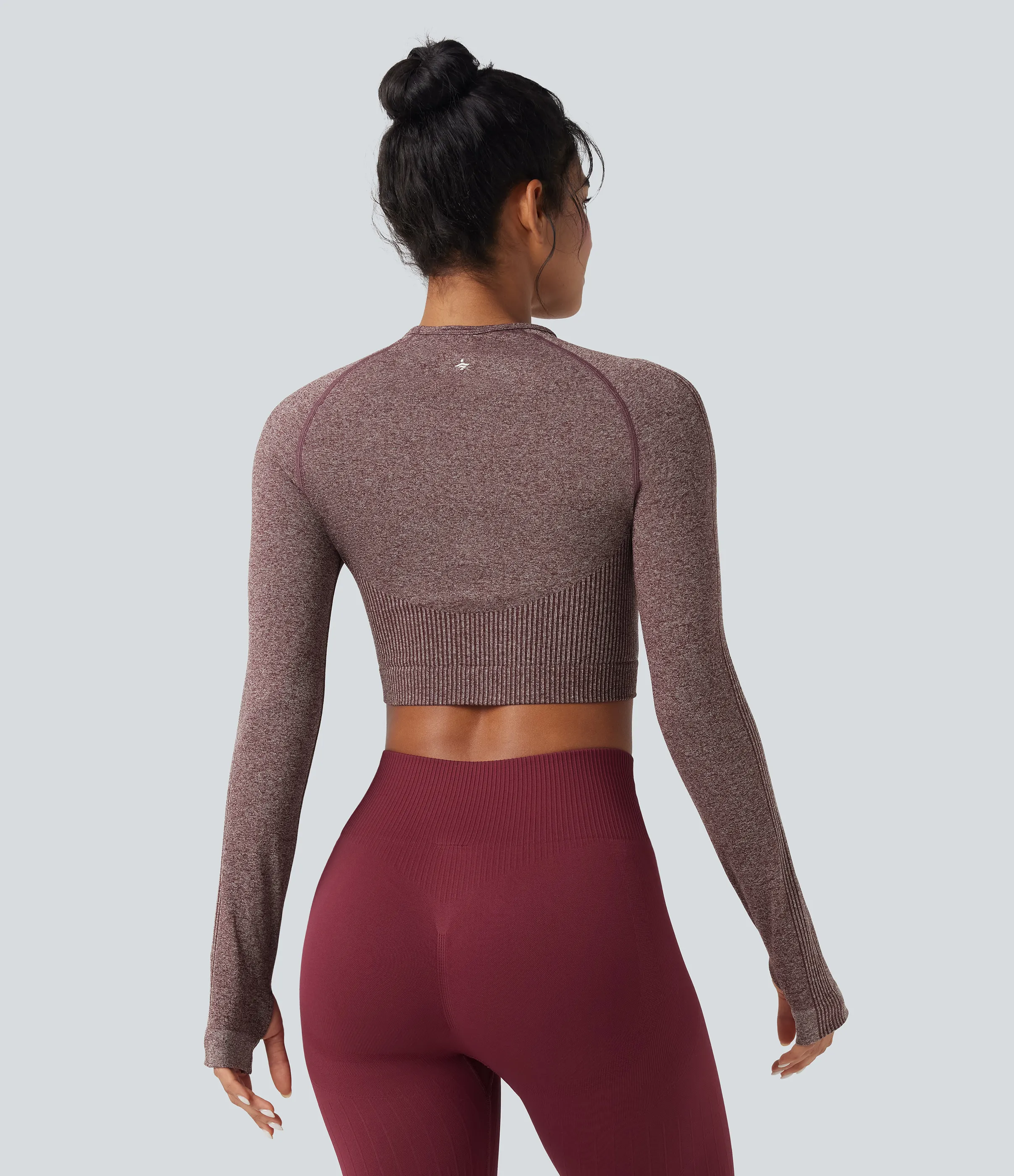 Halara Top deportivo de yoga corto sin costuras con cuello redondo de manga larga y abertura para el pulgar - Wine Red - L sold by Halara product image thumbnail 3