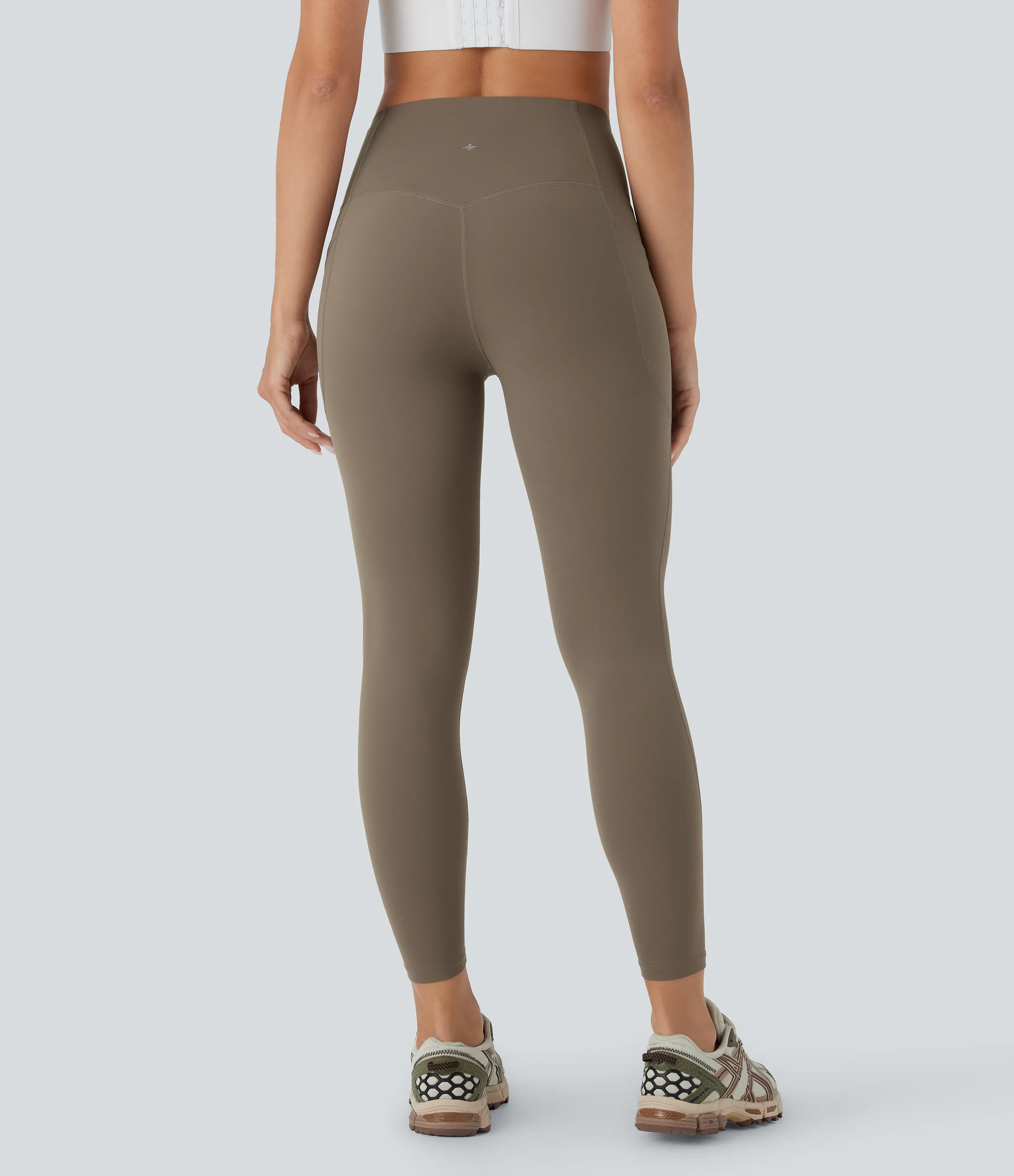 Halara Leggings de entrenamiento Halara UltraSculpt™ moldeadores de abdomen de tiro alto antibacterianas de 7/8 con bolsillos laterales - Dawn Brown - M(7/8) sold by Halara product image thumbnail 4