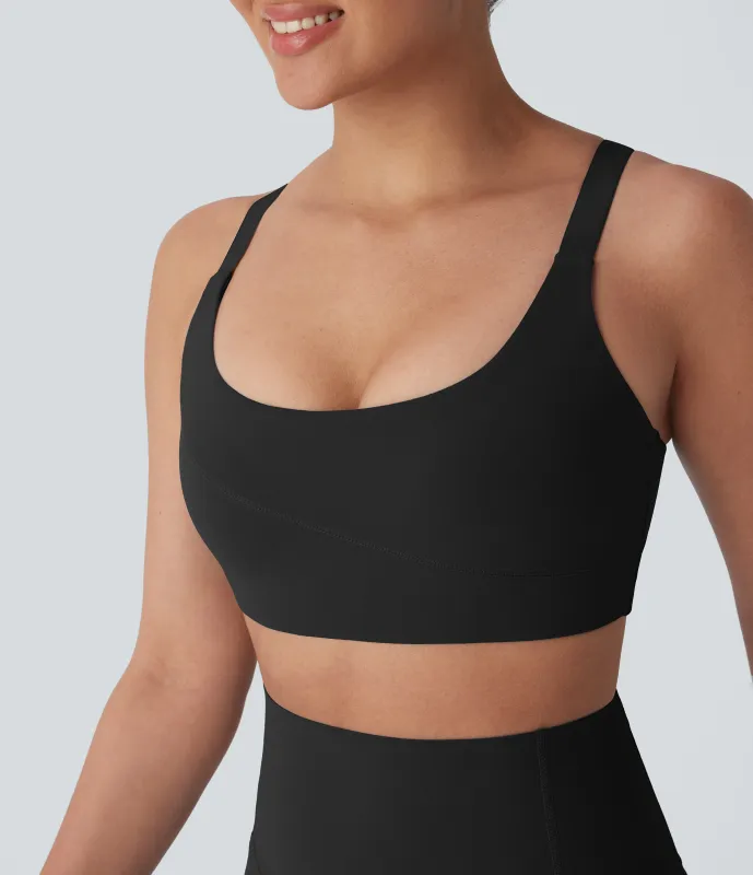 Halara Brasier deportivo Halara UltraSculpt™ para entrenamiento de sujeción media con escote en U en copas A-C - Black - M sold by Halara