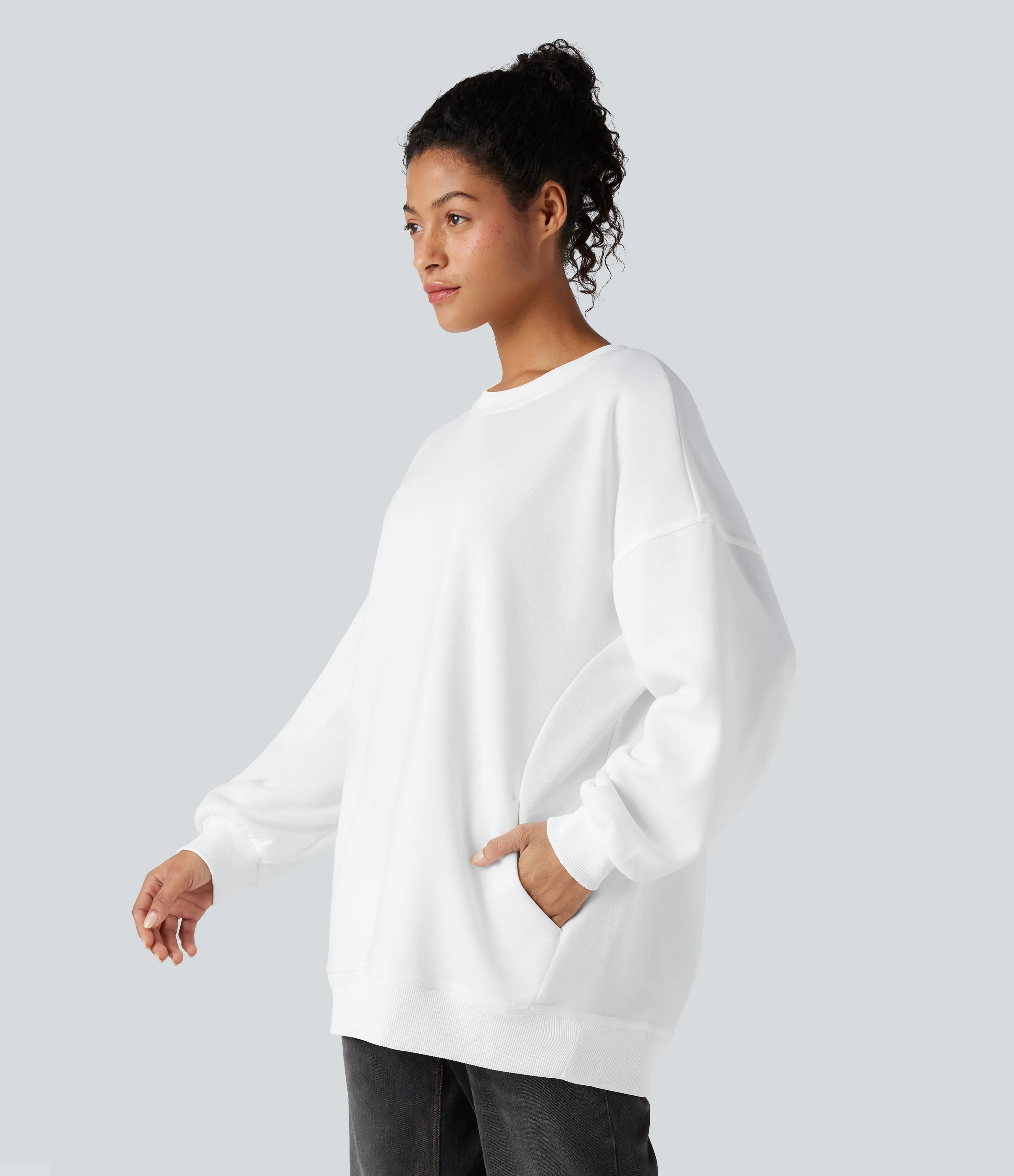 Halara Sudadera polar gran tamaño bolsillo lateral manga larga cuello redondo - White - S sold by Halara product image thumbnail 4