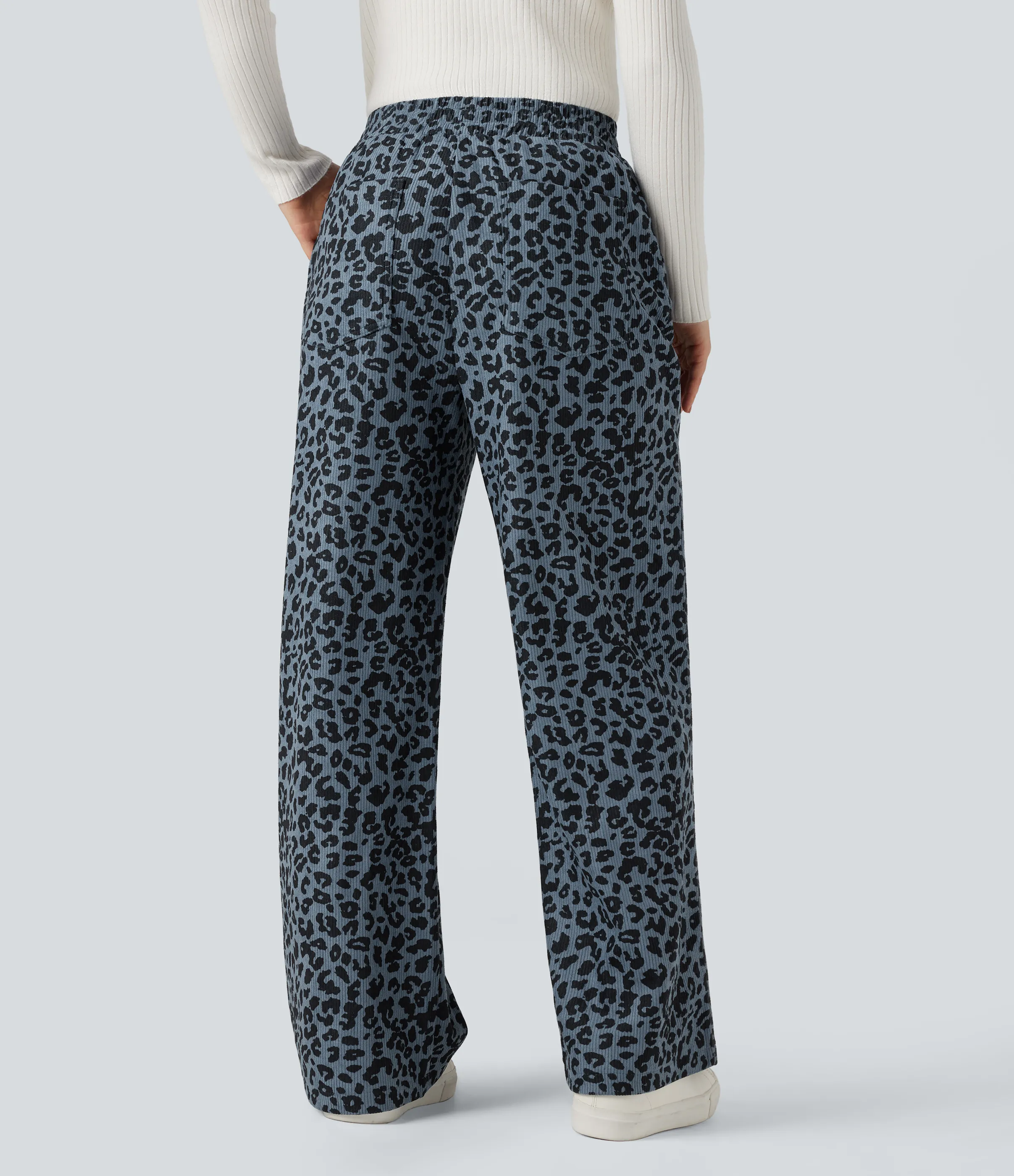 Halara Pantalones holgados casuales de pana con estampado de leopardo y tiro alto con bolsillos - Indigo Wild - L(regular) sold by Halara product image thumbnail 3