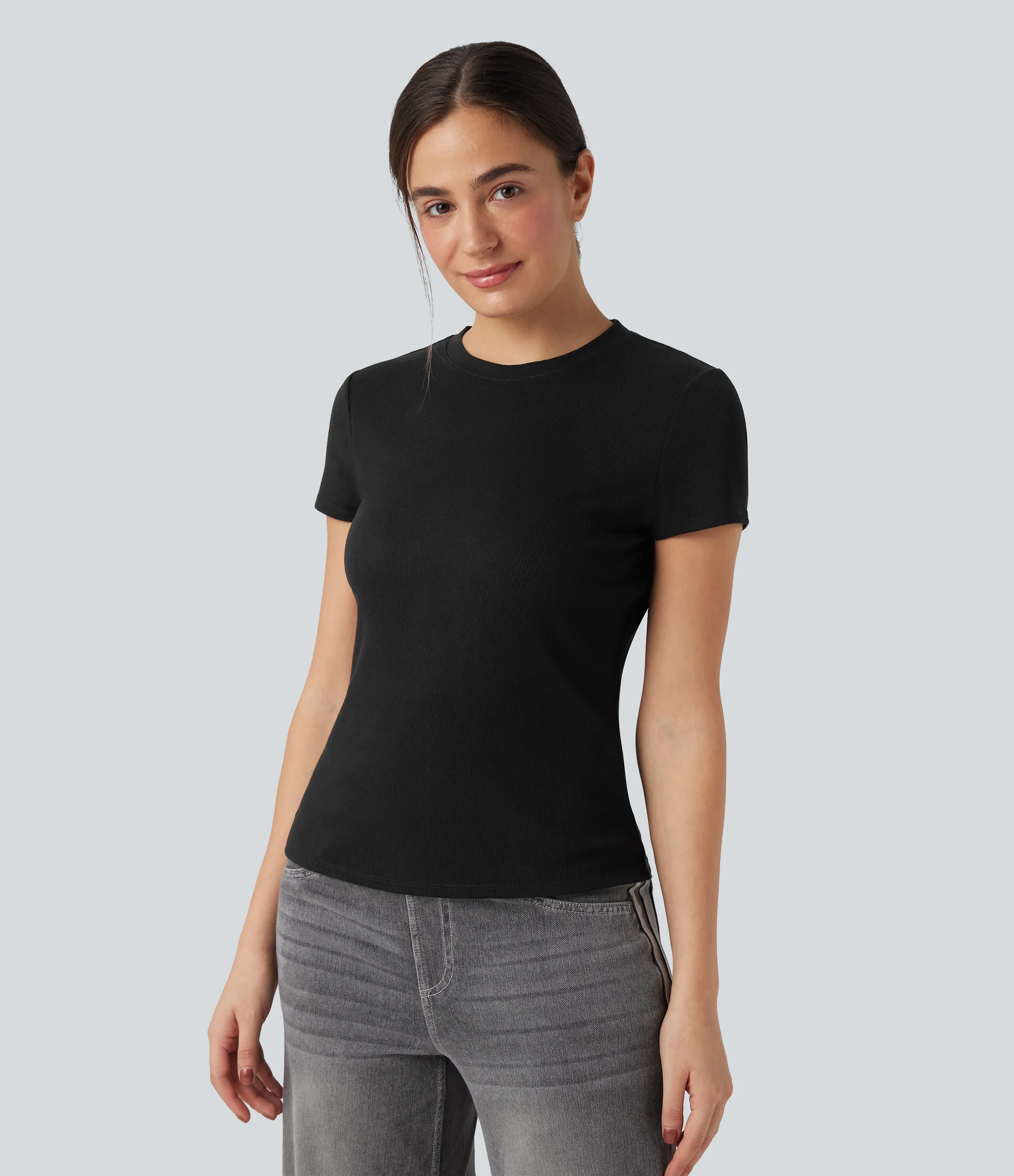 Halara Camiseta casual ajustada de manga corta y cuello redondo acanalado - Black - XS sold by Halara product image thumbnail 4