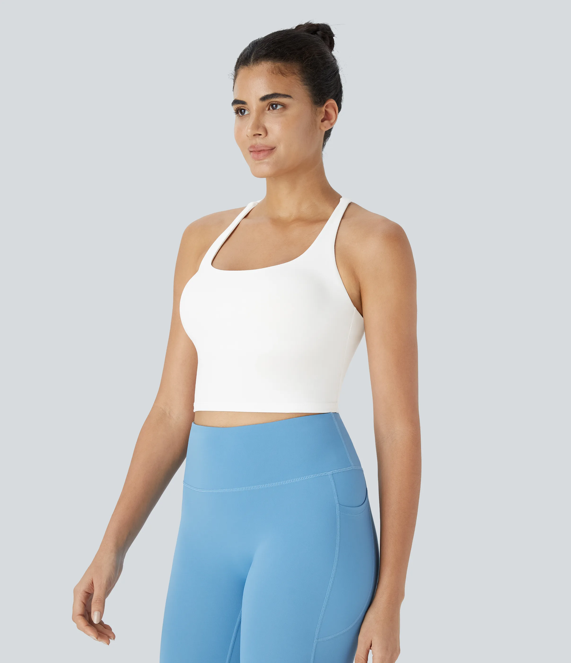 Halara Top corto de yoga en copas D-F - White - M sold by Halara product image thumbnail 4