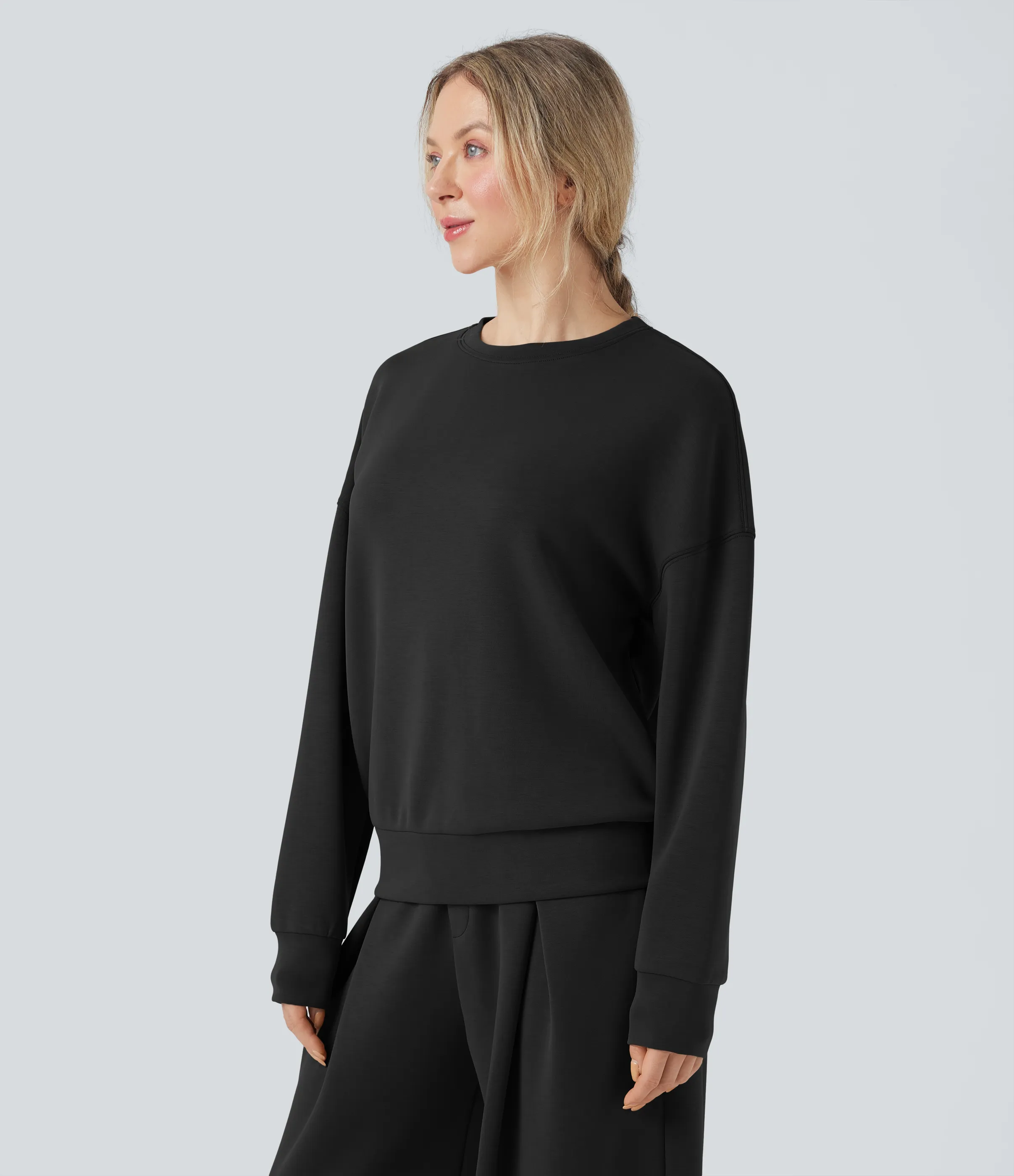 Halara Sudadera casual con escote redondeado de manga larga y espalda cruzada - Black - XS sold by Halara product image thumbnail 4