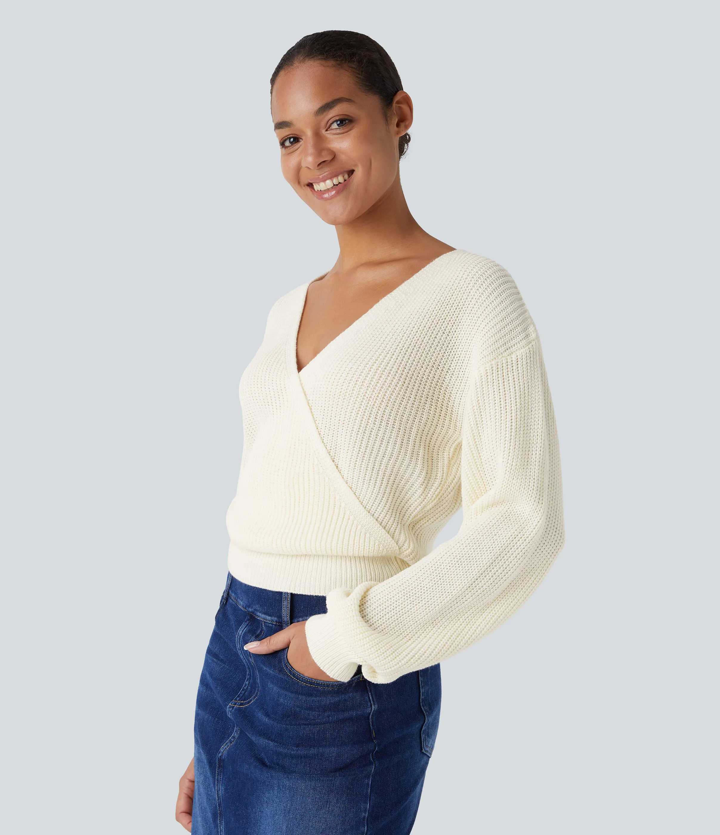 Halara Suéter holgado cuello V hombro caído manga larga - Light Beige - M sold by Halara product image thumbnail 4