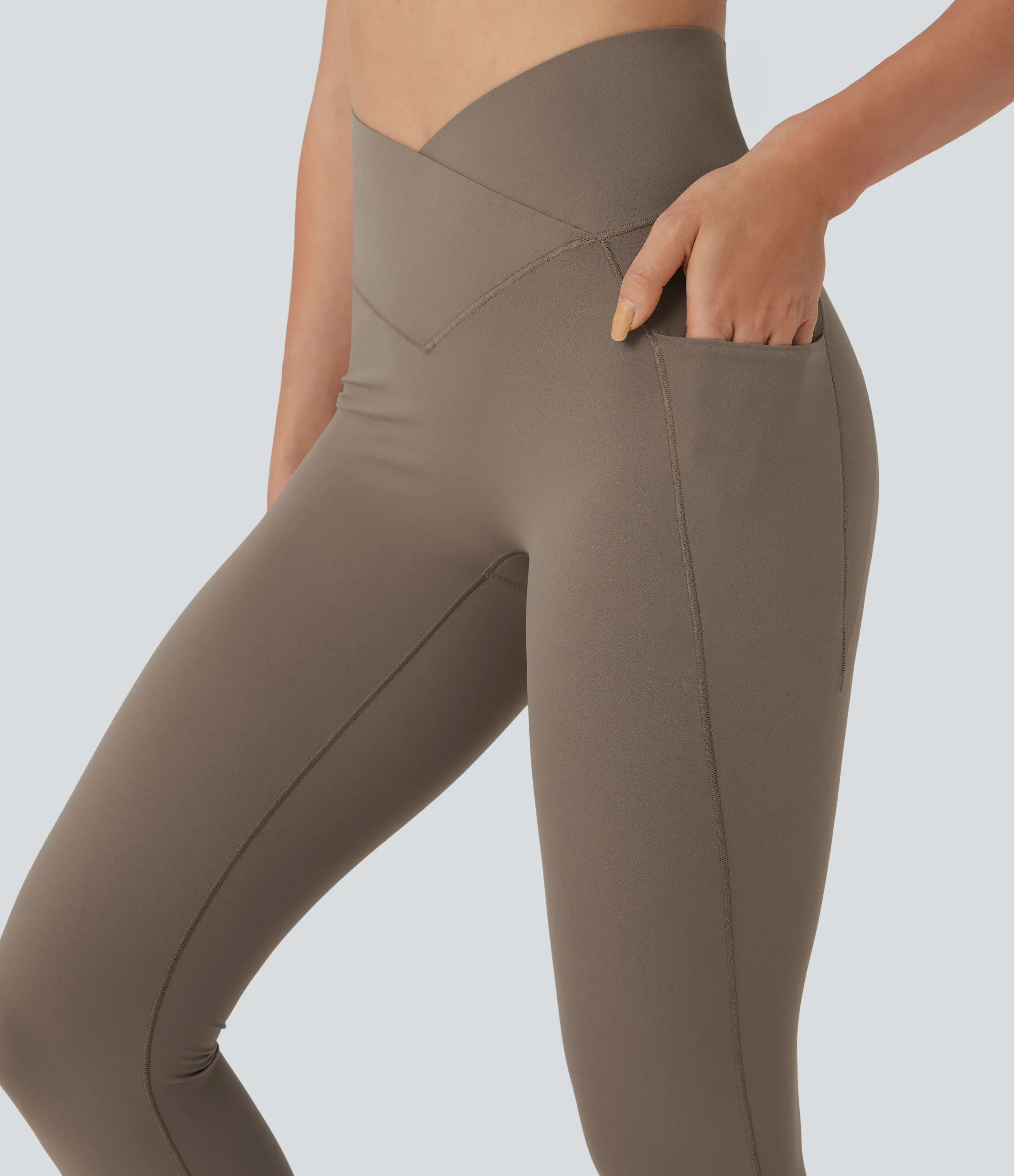 Halara Leggings de entrenamiento Halara UltraSculpt™ SoCinched de tiro alto cruzado con control de abdomen en 7/8 y bolsillos - Dawn Brown - XS(7/8) sold by Halara product image thumbnail 5