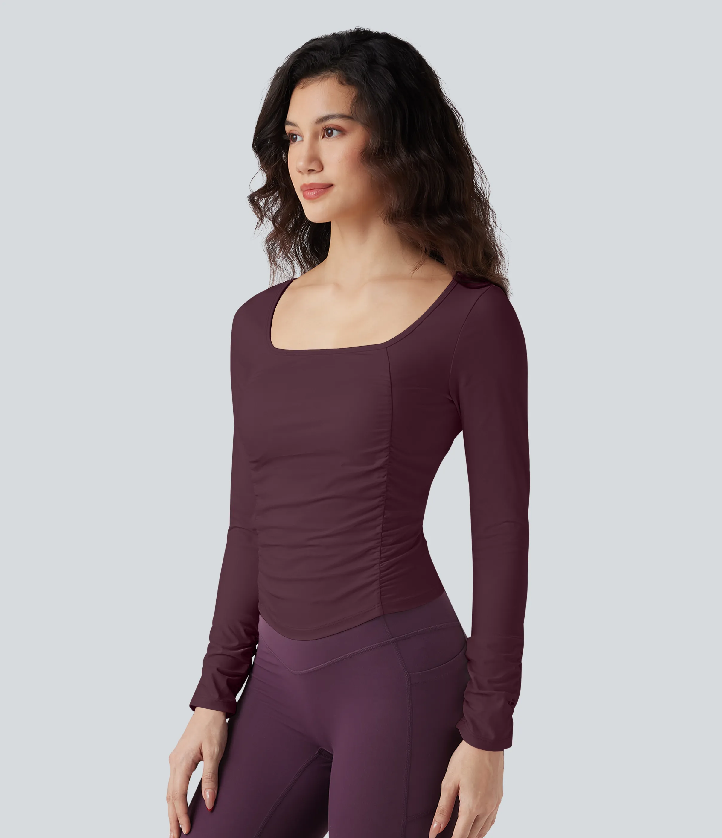 Halara Top deportivo de entrenamiento SoftlyZero™ con cuello cuadrado de manga larga con fruncido y tacto fresco - Fig - S sold by Halara product image thumbnail 4