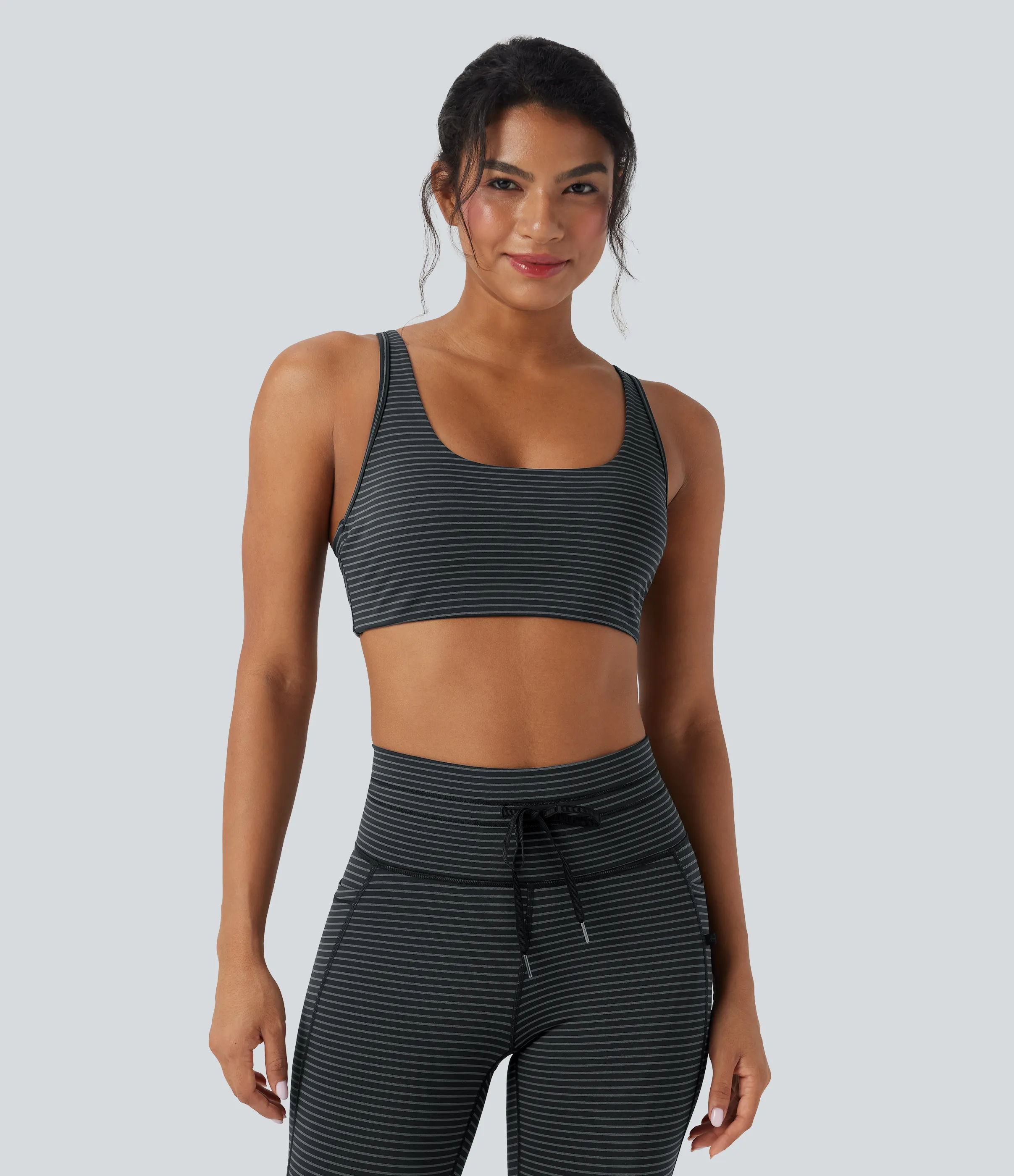 Halara Brasier deportivo de yoga de sujeción baja con escote en U y abertura en copas A-C - Steel Stripe - M sold by Halara product image thumbnail 3