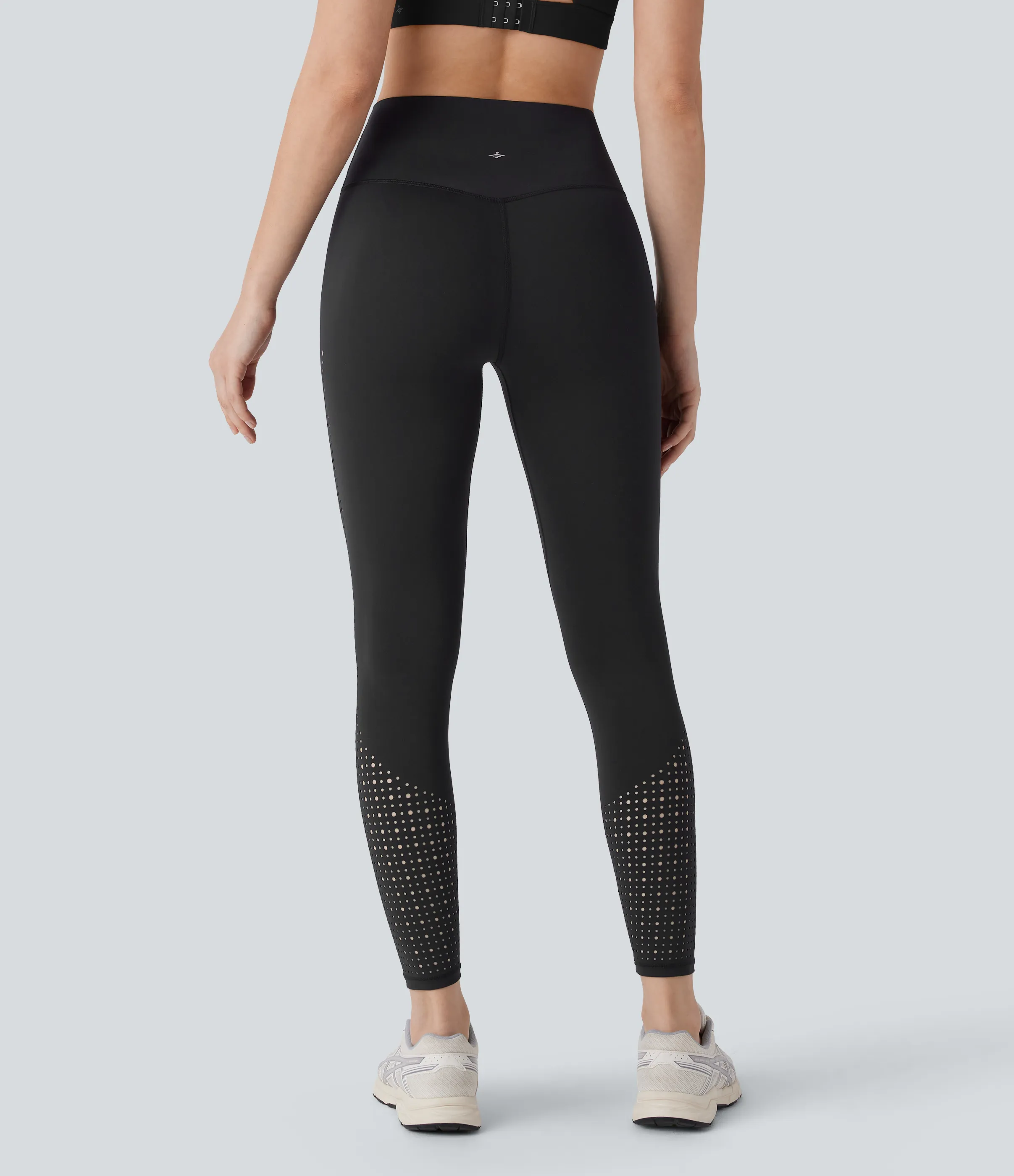 Halara Leggings SpeedWave™ SoCinched malla entrenamiento tiro alto perforada secado rápido control abdominal - Black - XL(7/8) sold by Halara product image thumbnail 3