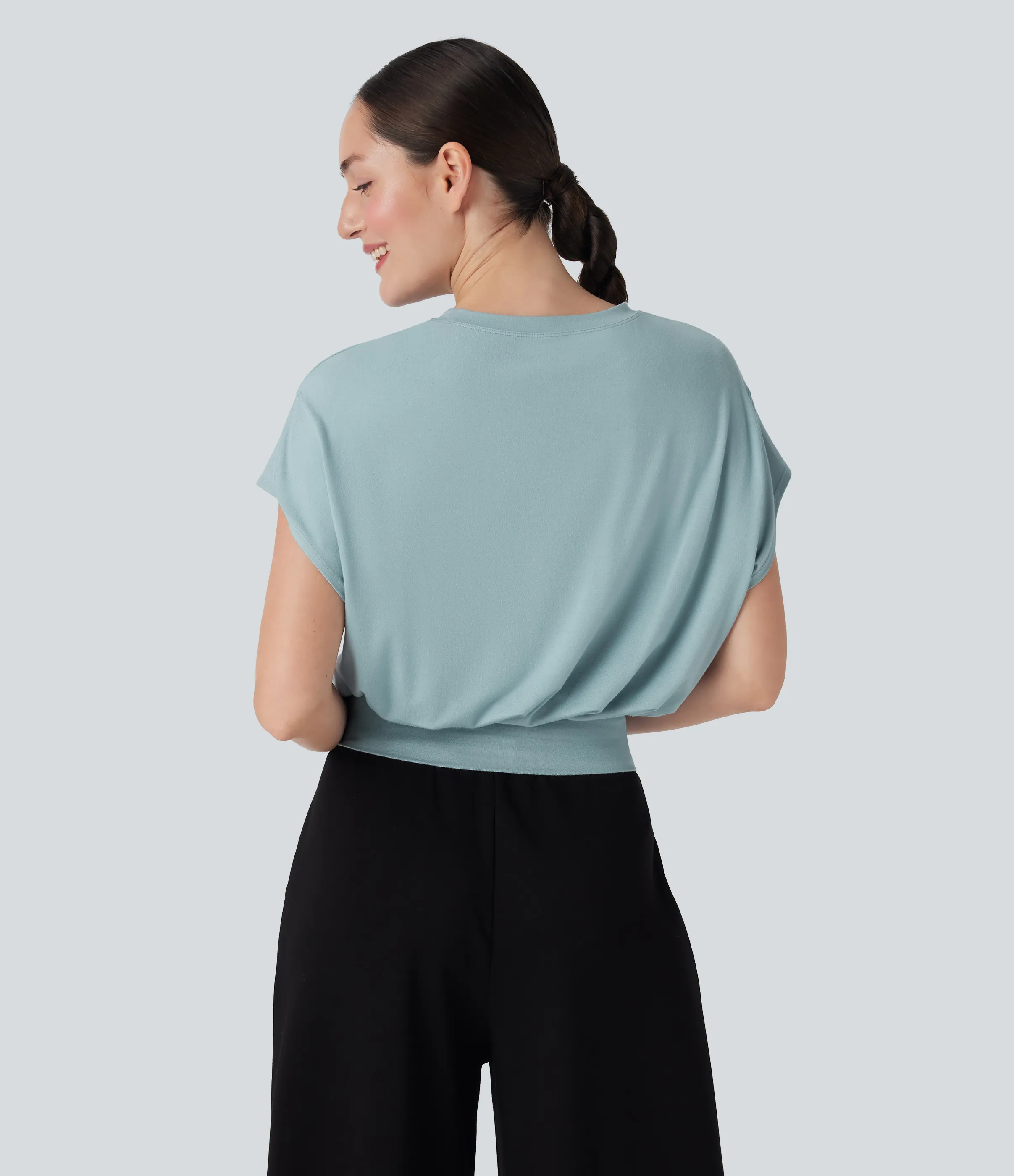 Halara Camiseta de oficina de manga corta de murciélago con cuello redondo - Sterling Blue - S sold by Halara product image thumbnail 3