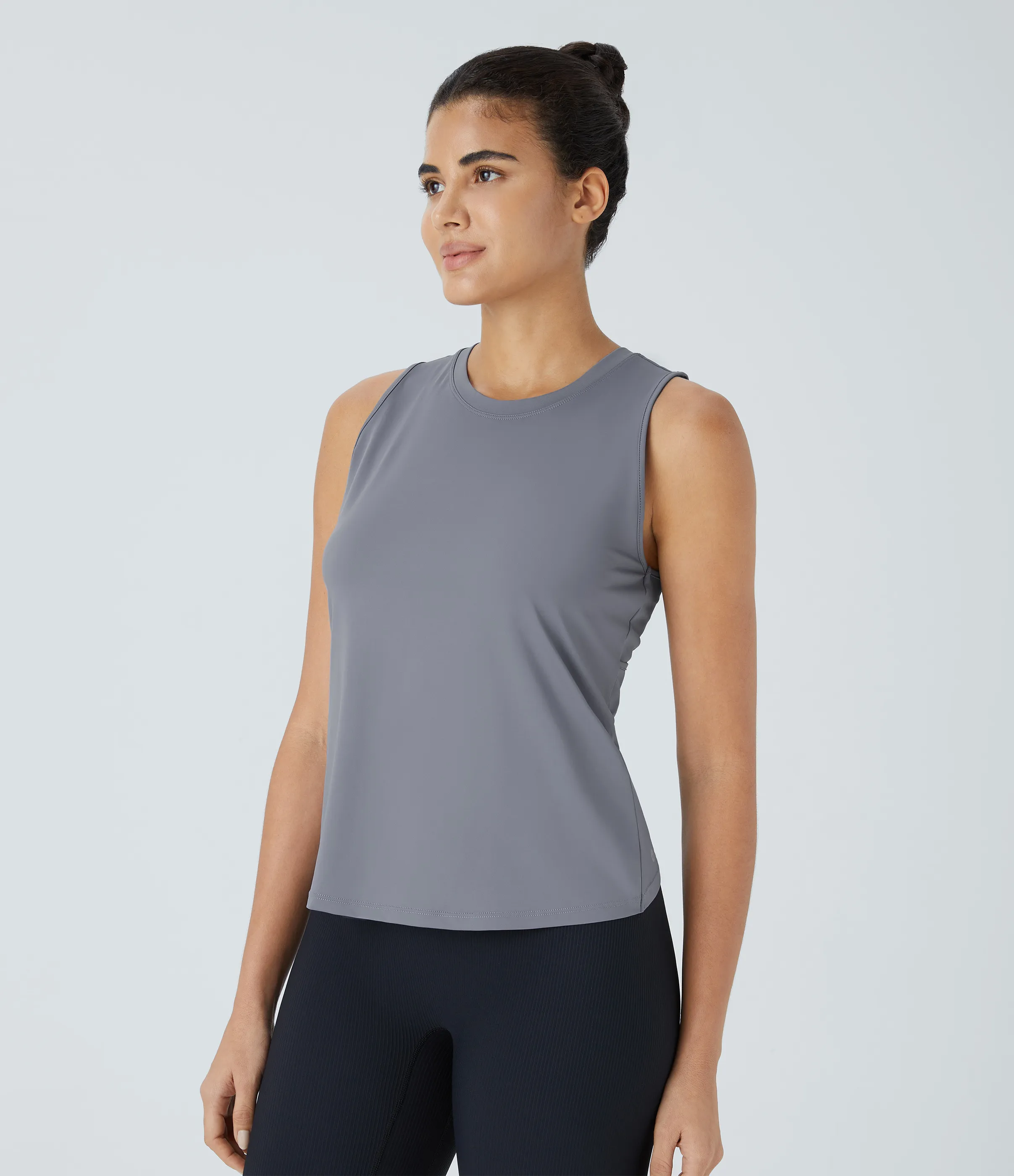 Halara Camiseta sin mangas yoga unicolor dobladillo cruzado abertura - Cement Gray - M sold by Halara product image thumbnail 4