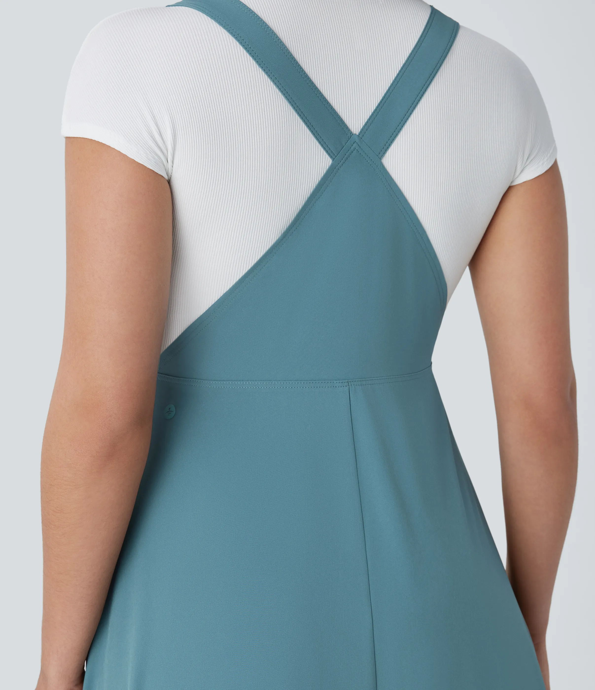 Halara Vestido midi Breezeful™ fluido secado rápido múltiple bolsillo botón correa ajustable - Stone Blue - XS sold by Halara product image thumbnail 5