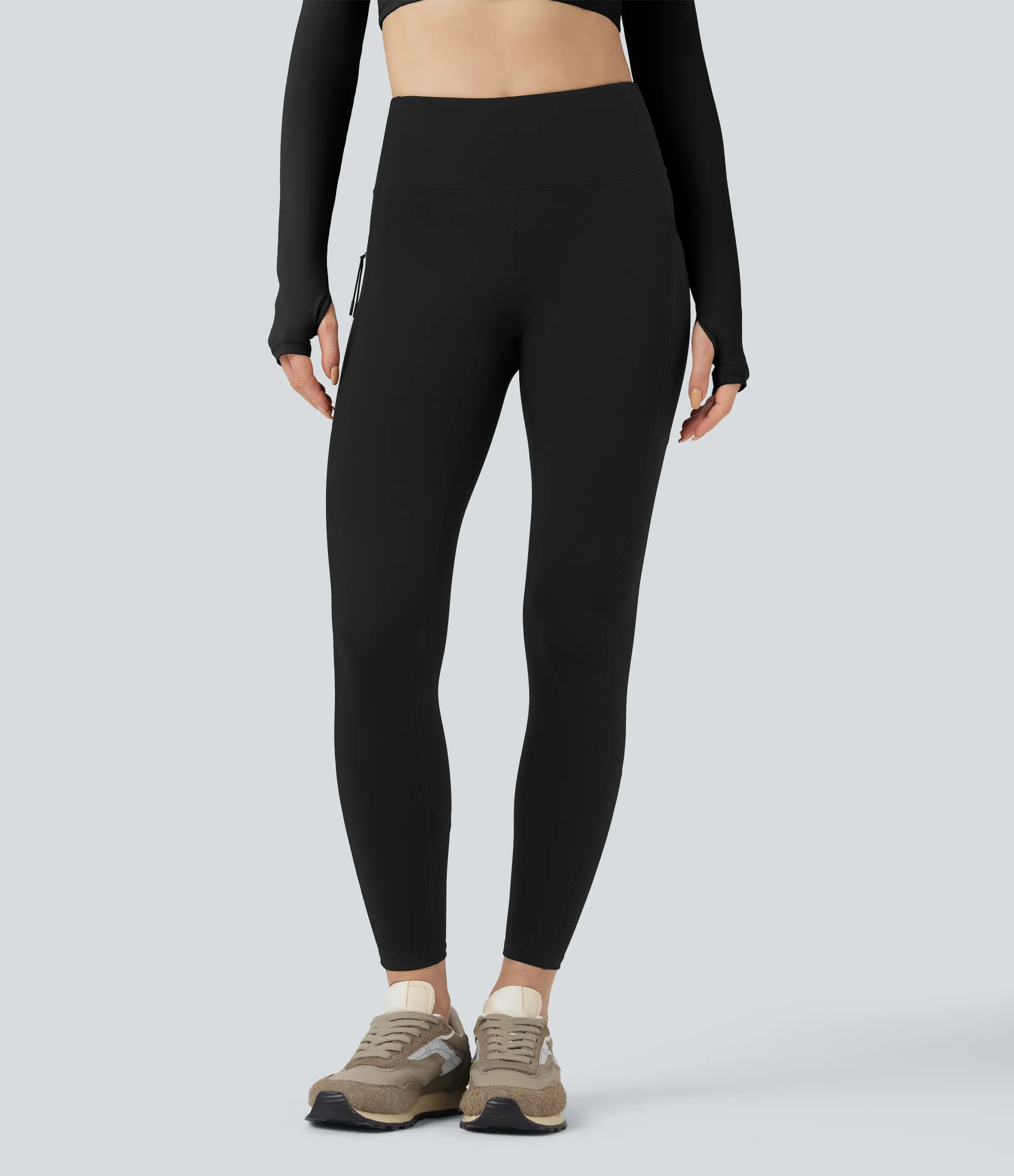 Halara Leggings de senderismo de tiro alto 7/8 resistentes al desgaste con bolsillos - Black - M(7/8) sold by Halara product image thumbnail 4