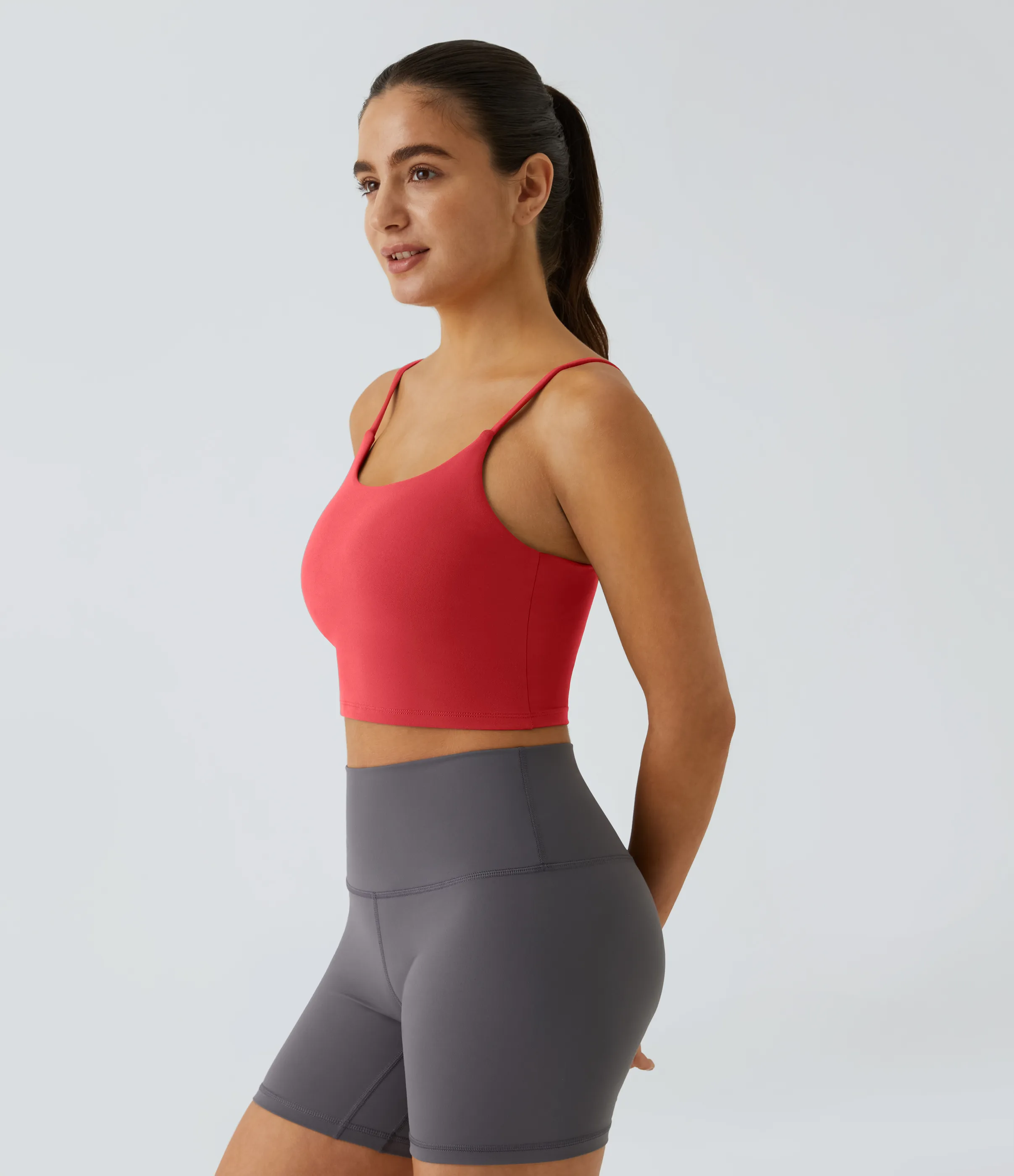Halara Top corto sin mangas entrenamiento acolchado básico - Poinsettia - M sold by Halara product image thumbnail 4