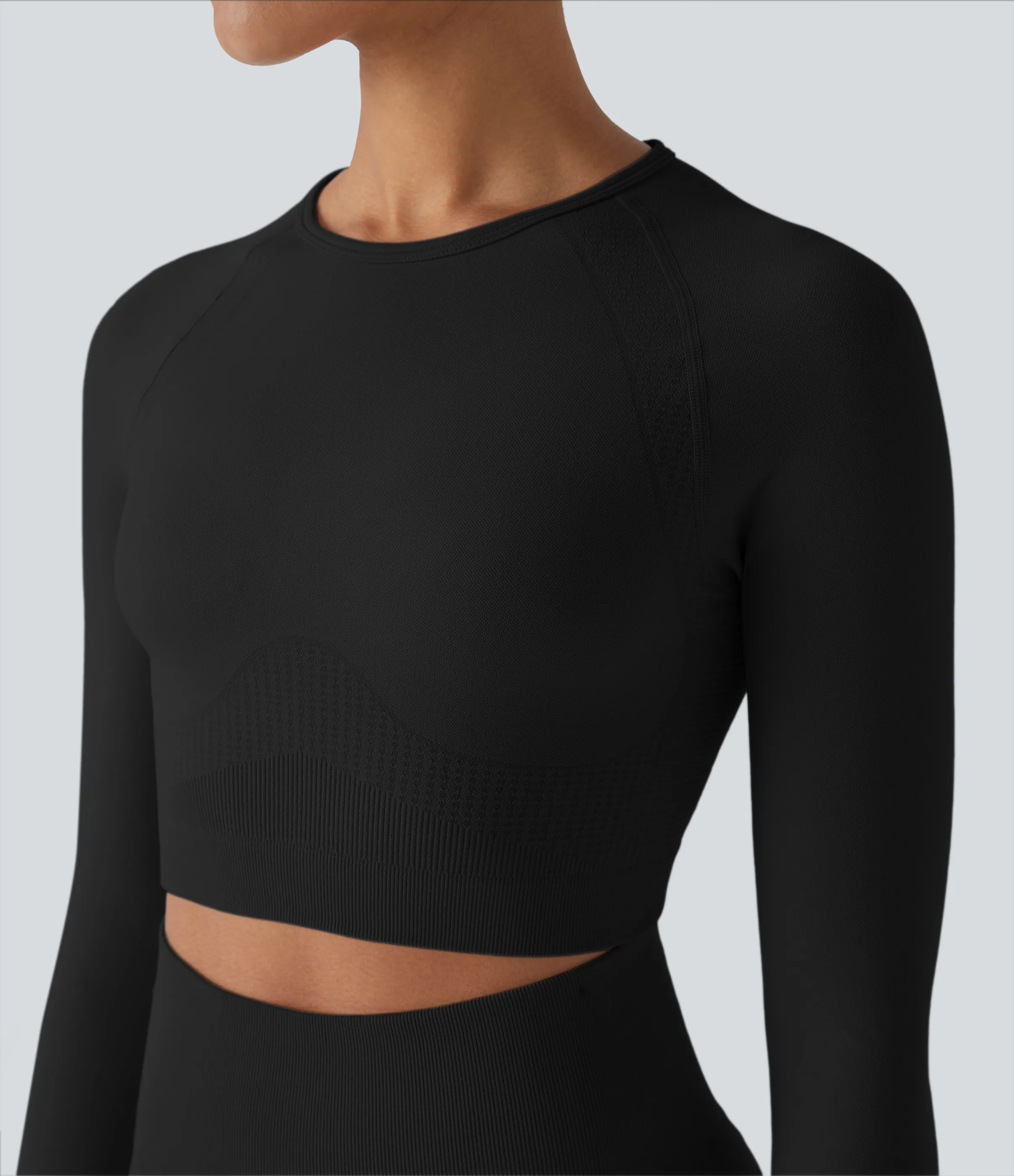 Halara Top yoga ajustado corto manga raglán cuello redondo sin costura - Black - XL sold by Halara product image thumbnail 5