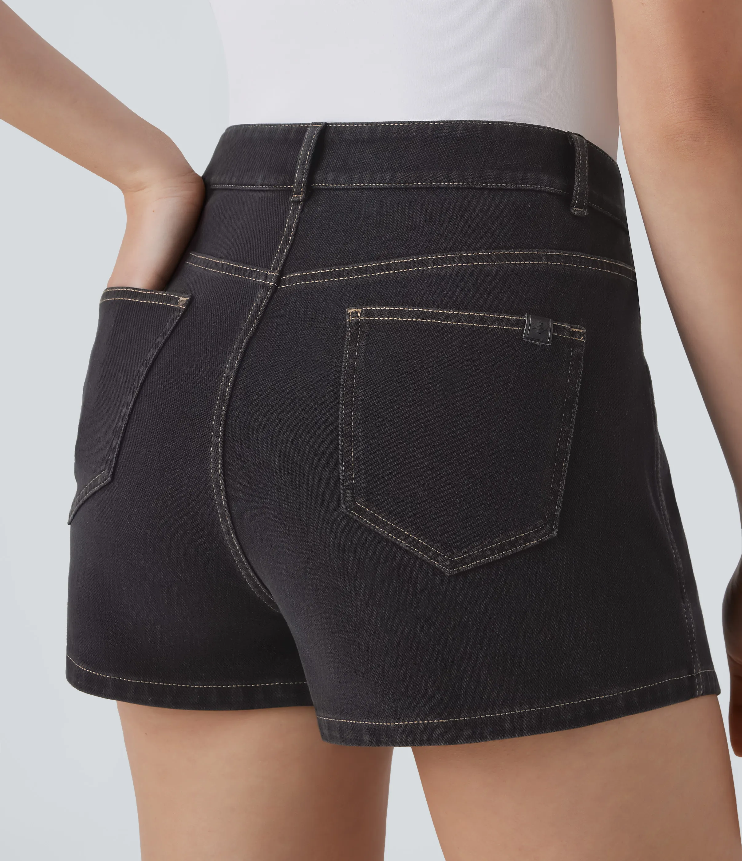 Halara Pantalón corto Halara Flex™ Denim mezclilla elástico tiro alto cierre botón múltiple bolsillo 6.3cm - Coal Black Denim - XL(regular) sold by Halara product image thumbnail 5